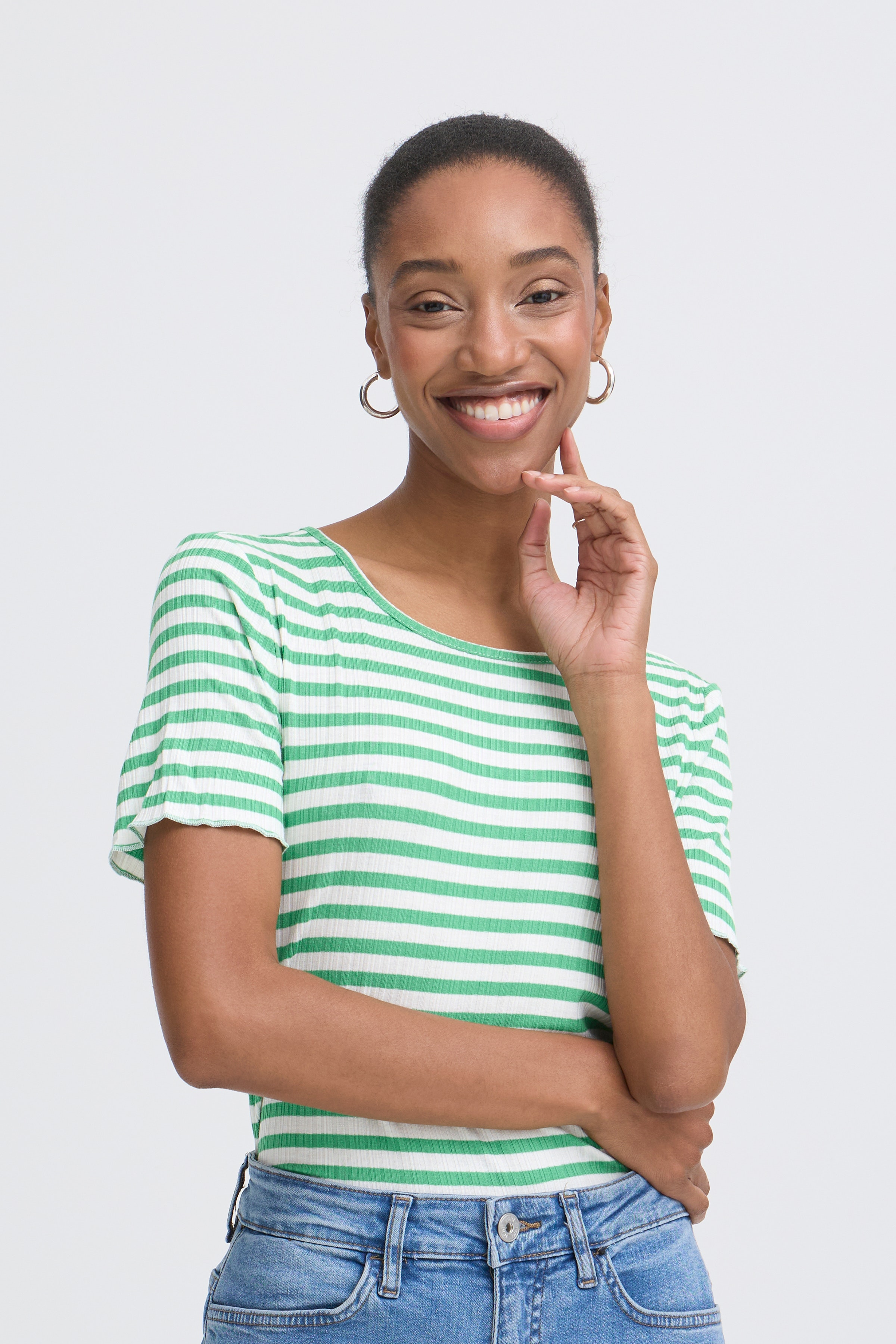 IHCELLA T-shirt LOOKBOOK FRONT 20122818-900004588