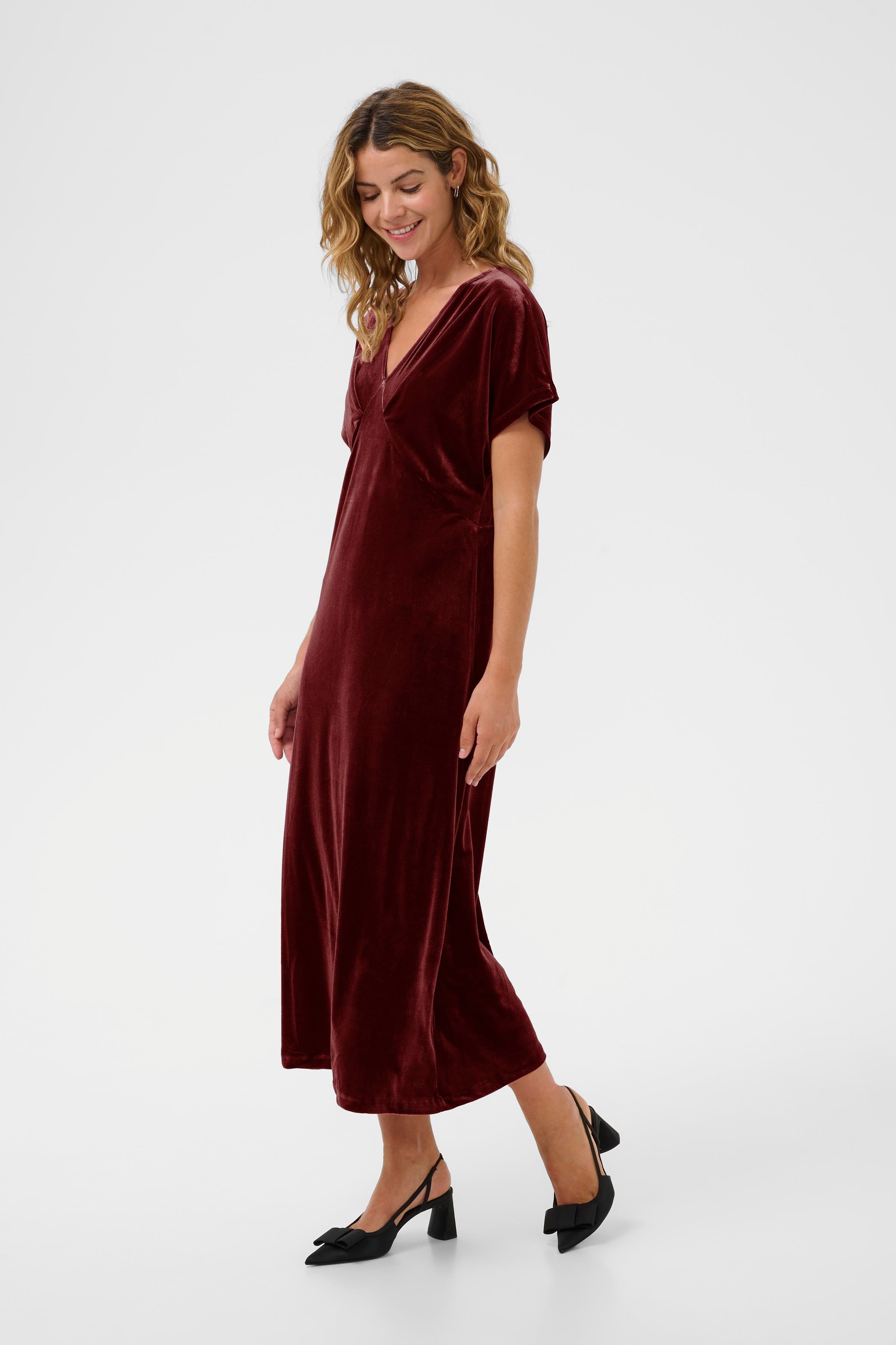 CRFrosty Kleid LOOKBOOK FRONT 10614446-191522