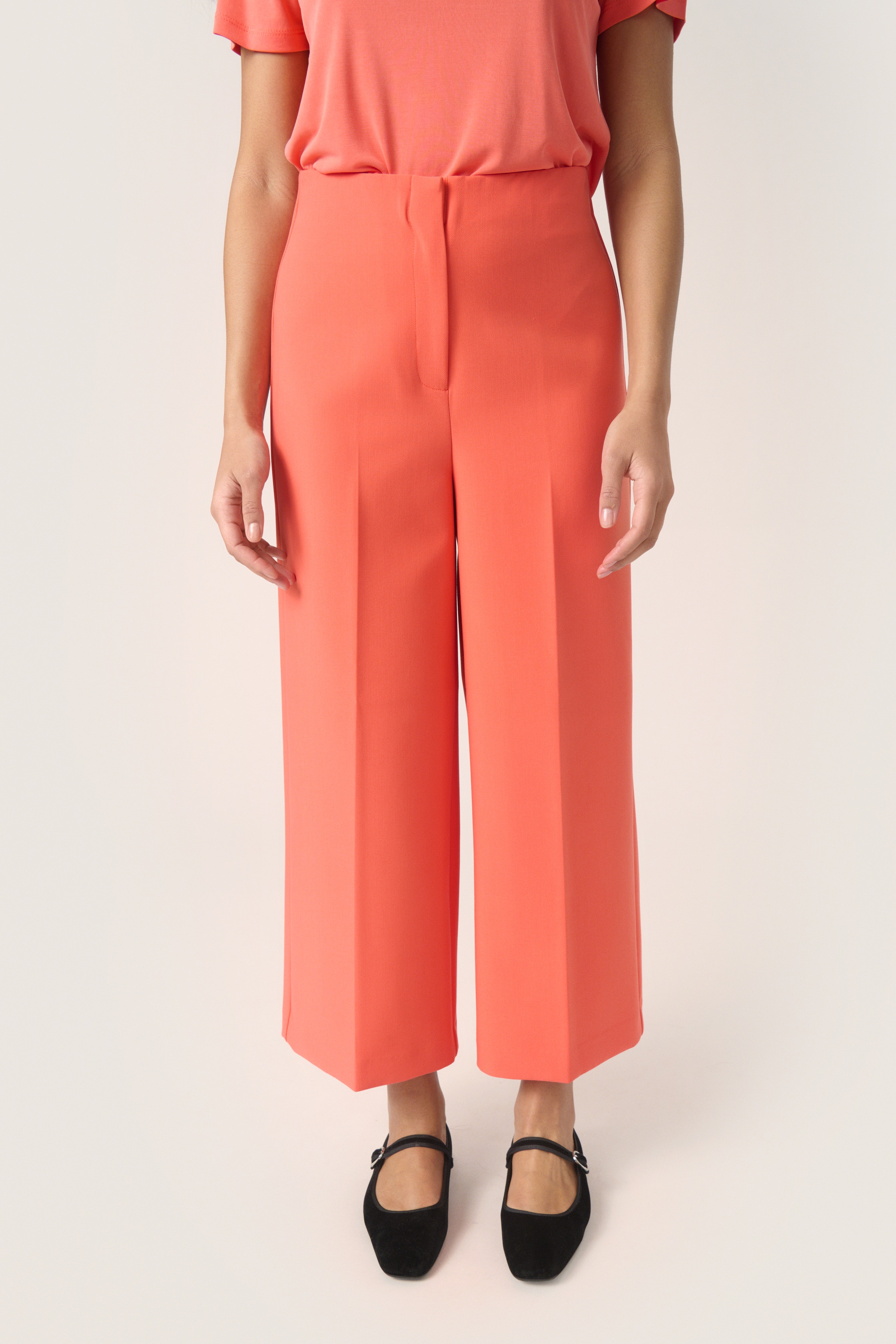 SLCorinne Cropped Hose LOOKBOOK FRONT 30407013-171656