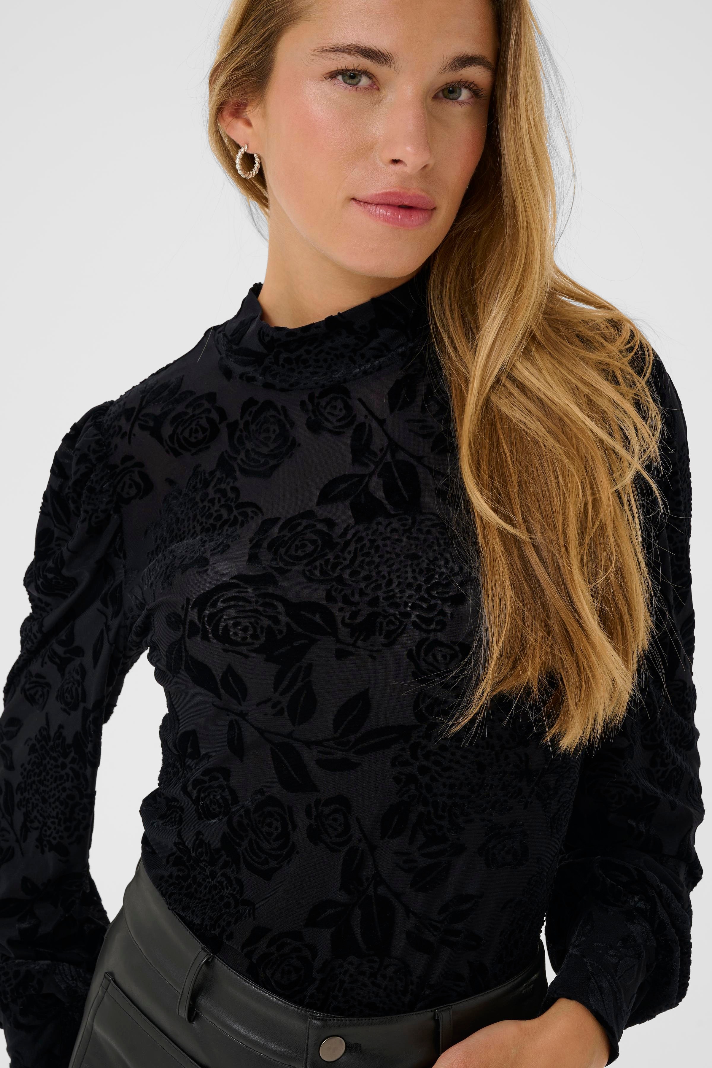 KArosa T-shirt LOOKBOOK DETAIL 10510857-106822