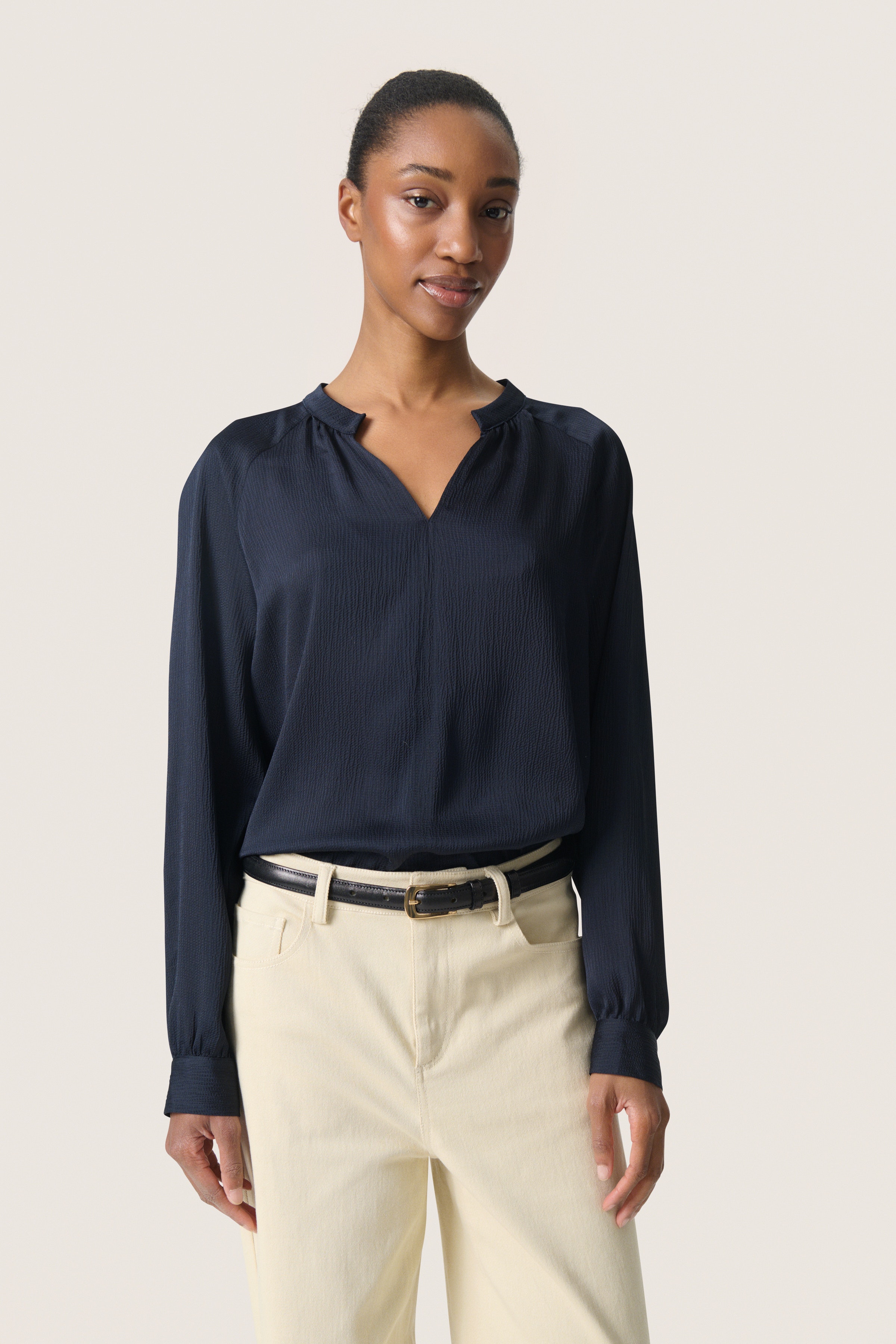 SLIoana Bluse LOOKBOOK FRONT 30407197-193924