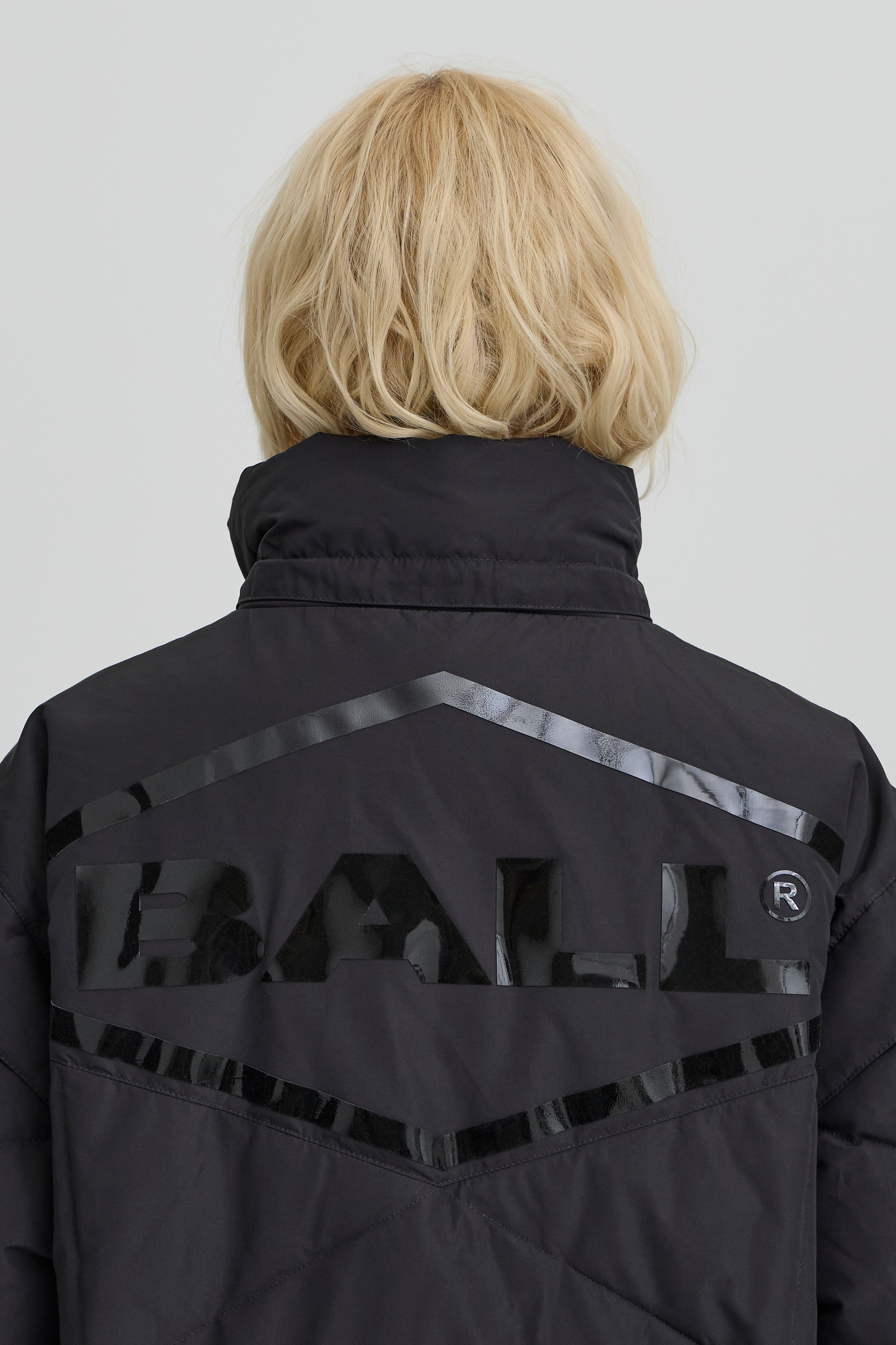 BACIAVATTA Oberbekleidung LOOKBOOK DETAIL 50405053-193911