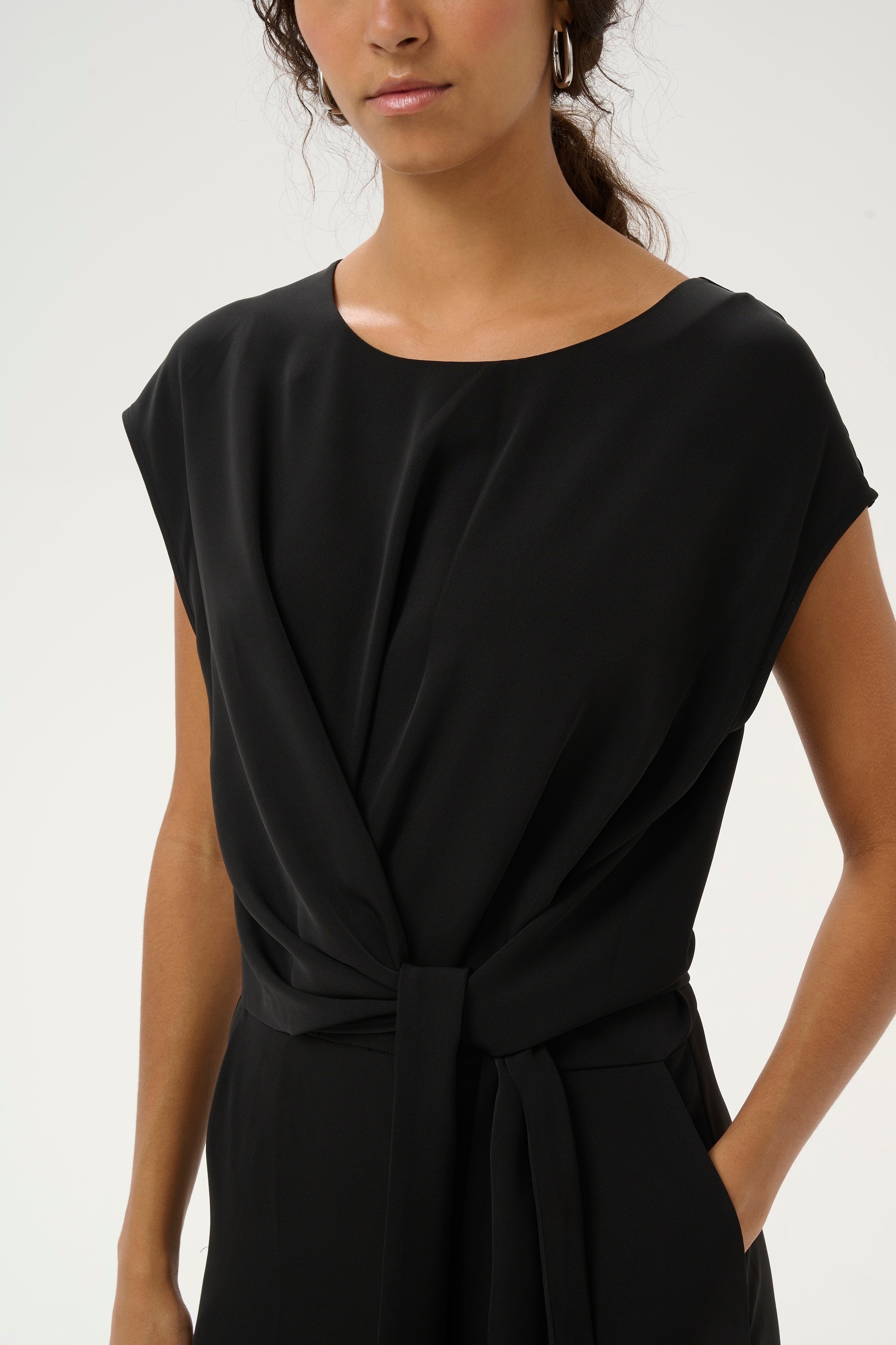 ZhenyIW Jumpsuit LOOKBOOK DETAIL 30110096-194008