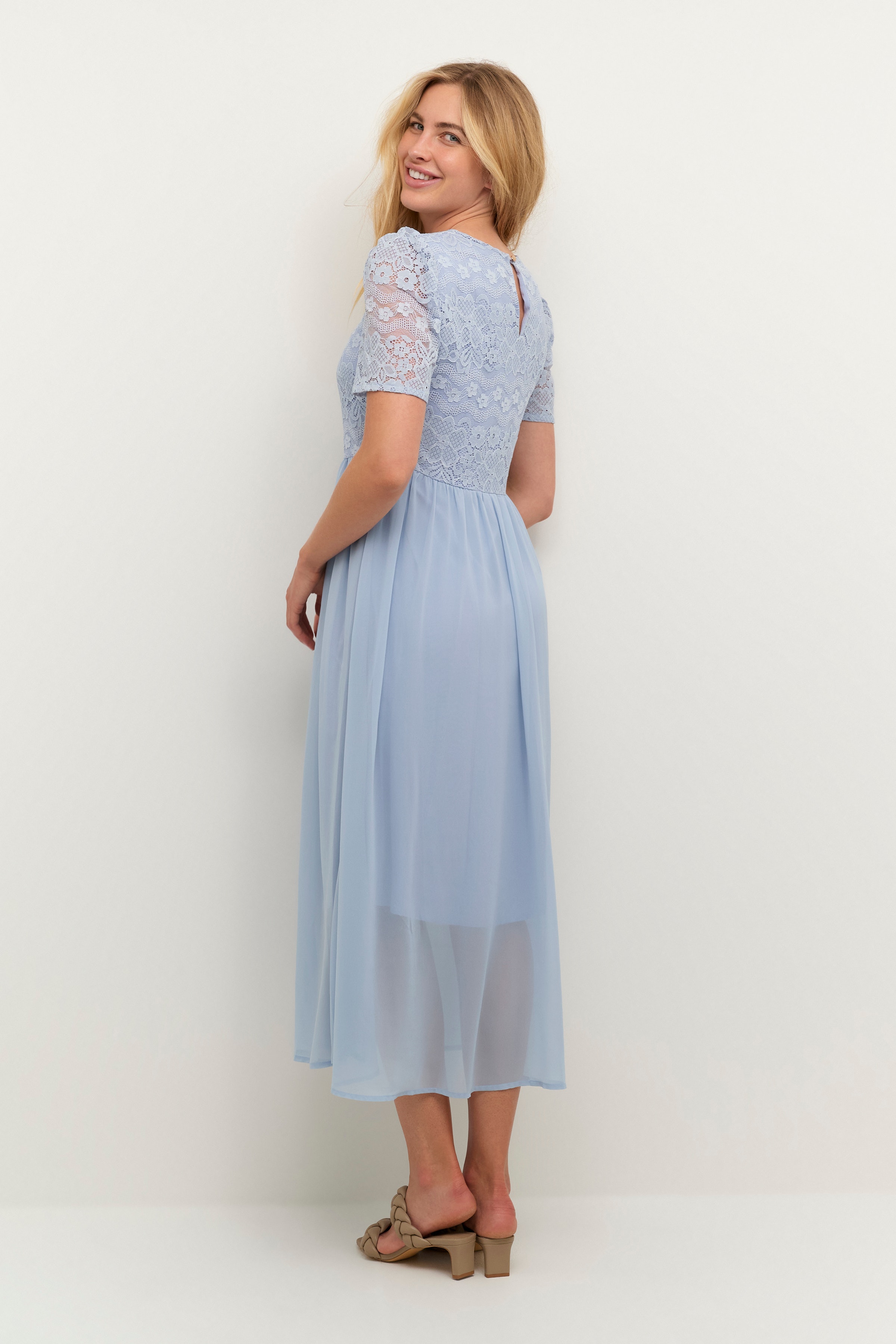 KAabina Kleid LOOKBOOK BACK 10507408-144210