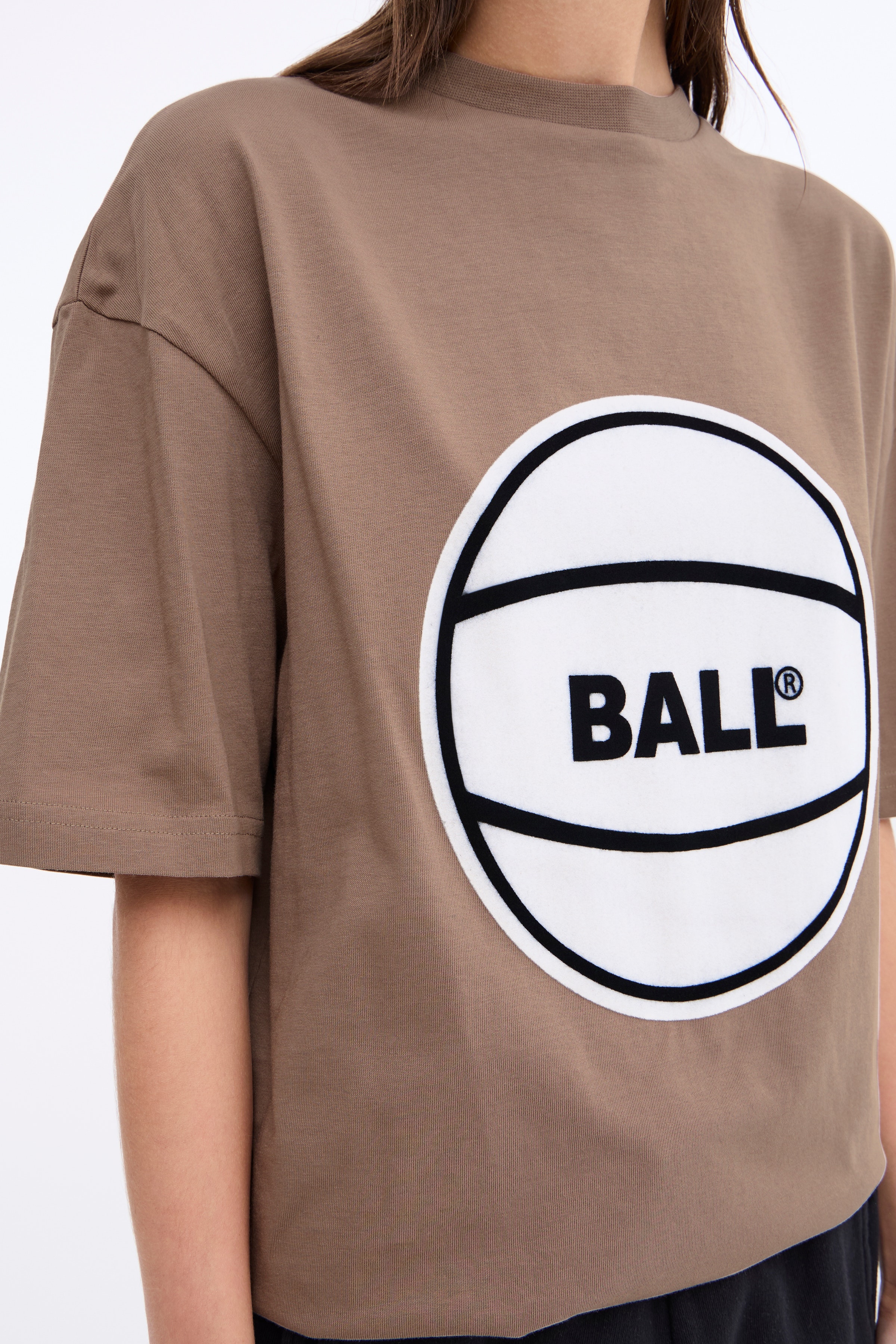 BALL CPH CIRCLE TEE LOOKBOOK DETAIL 50405215-B1012