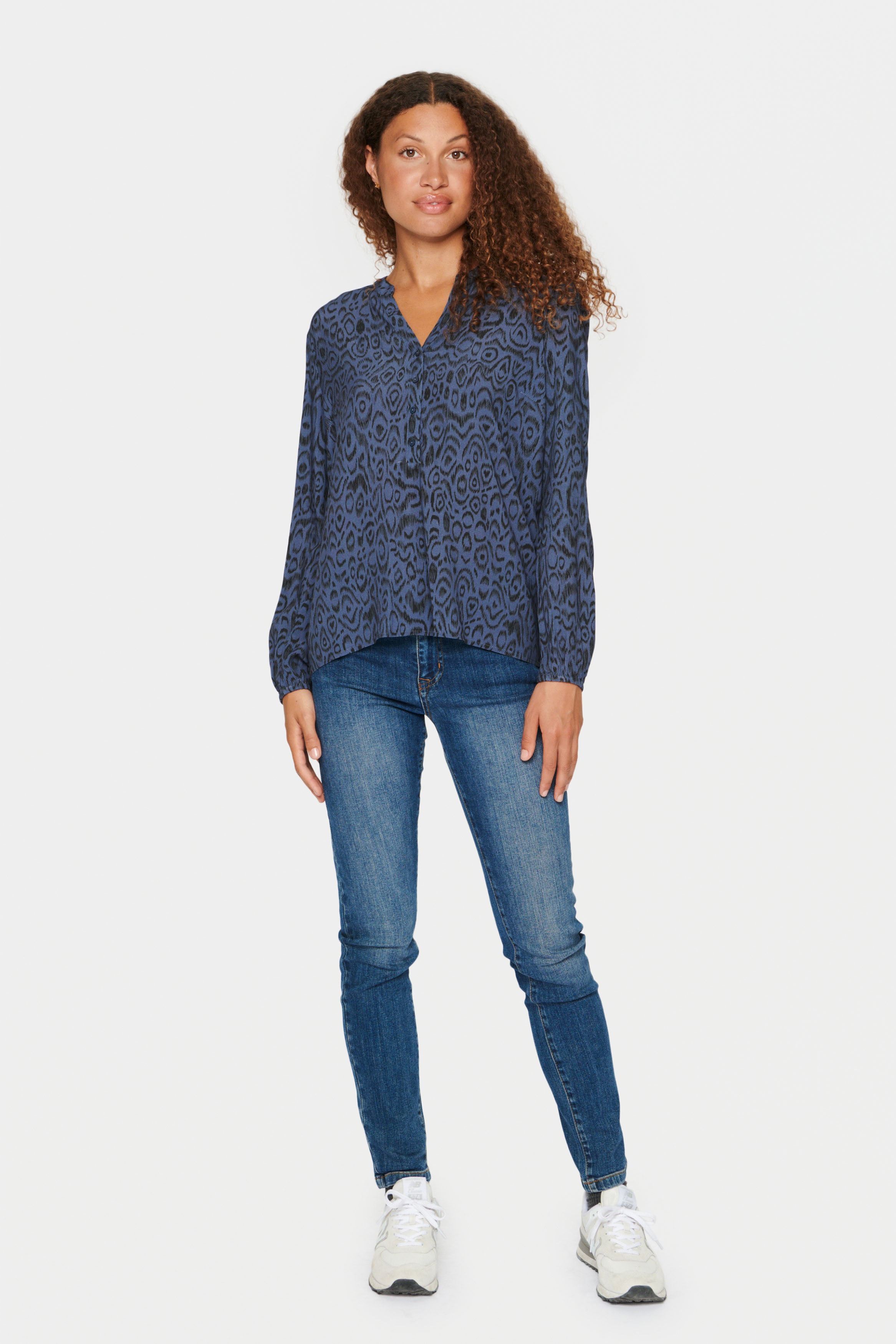 EdaSZ Shirt LOOKBOOK FRONT 30511901-302318