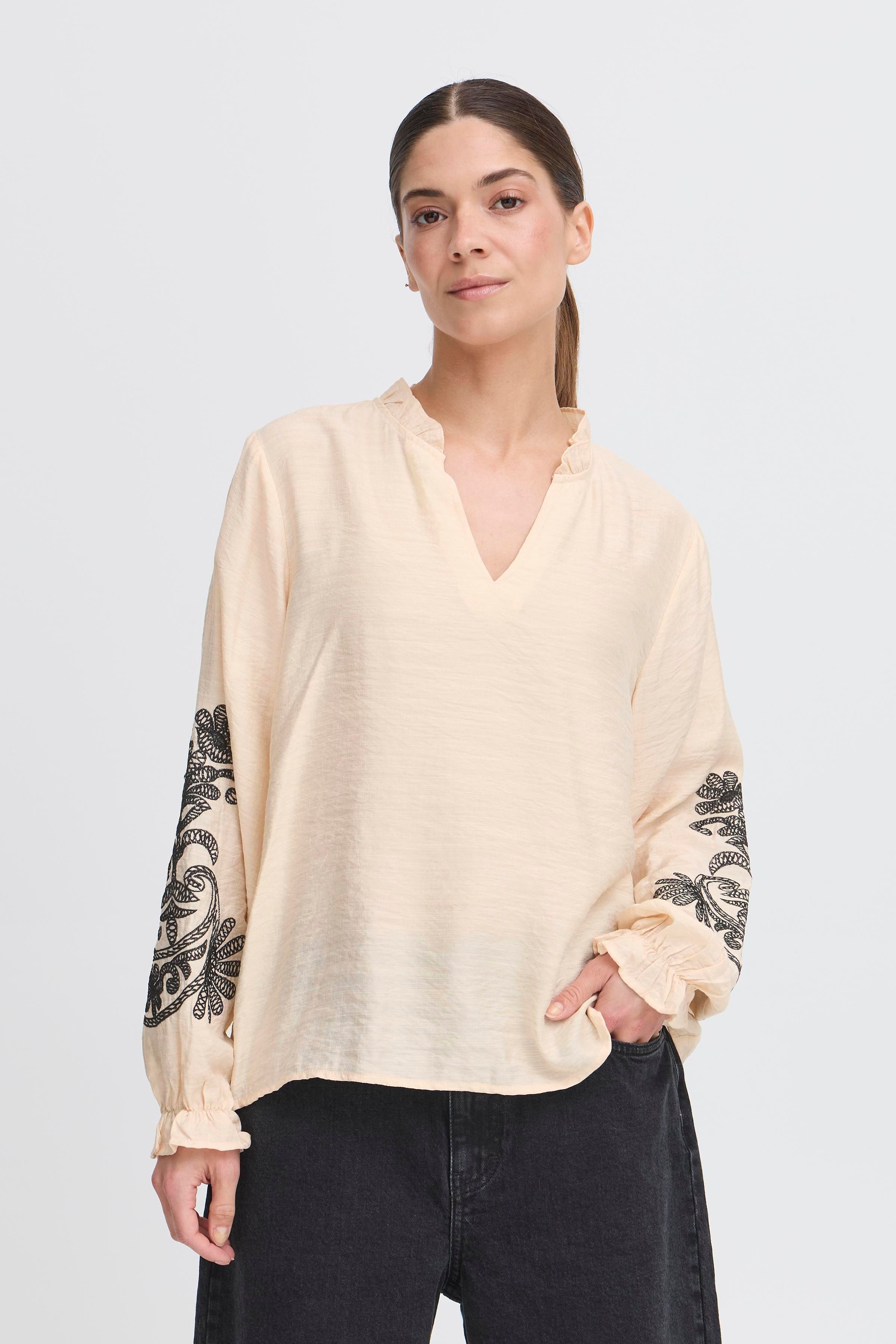 PZROSELIN Bluse LOOKBOOK FRONT 50208736-110105