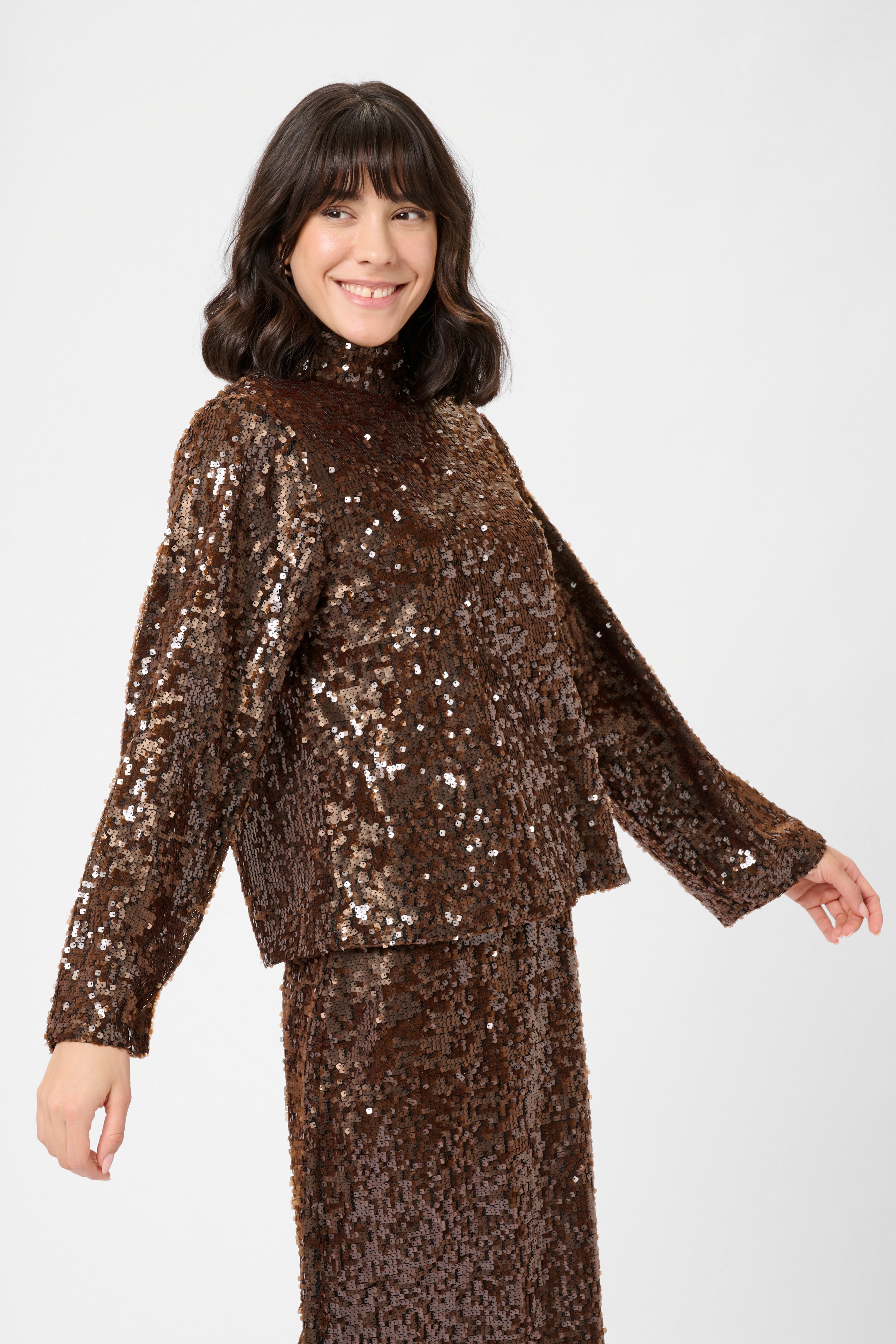 KAziggy Bluse LOOKBOOK FRONT 10510826-108543