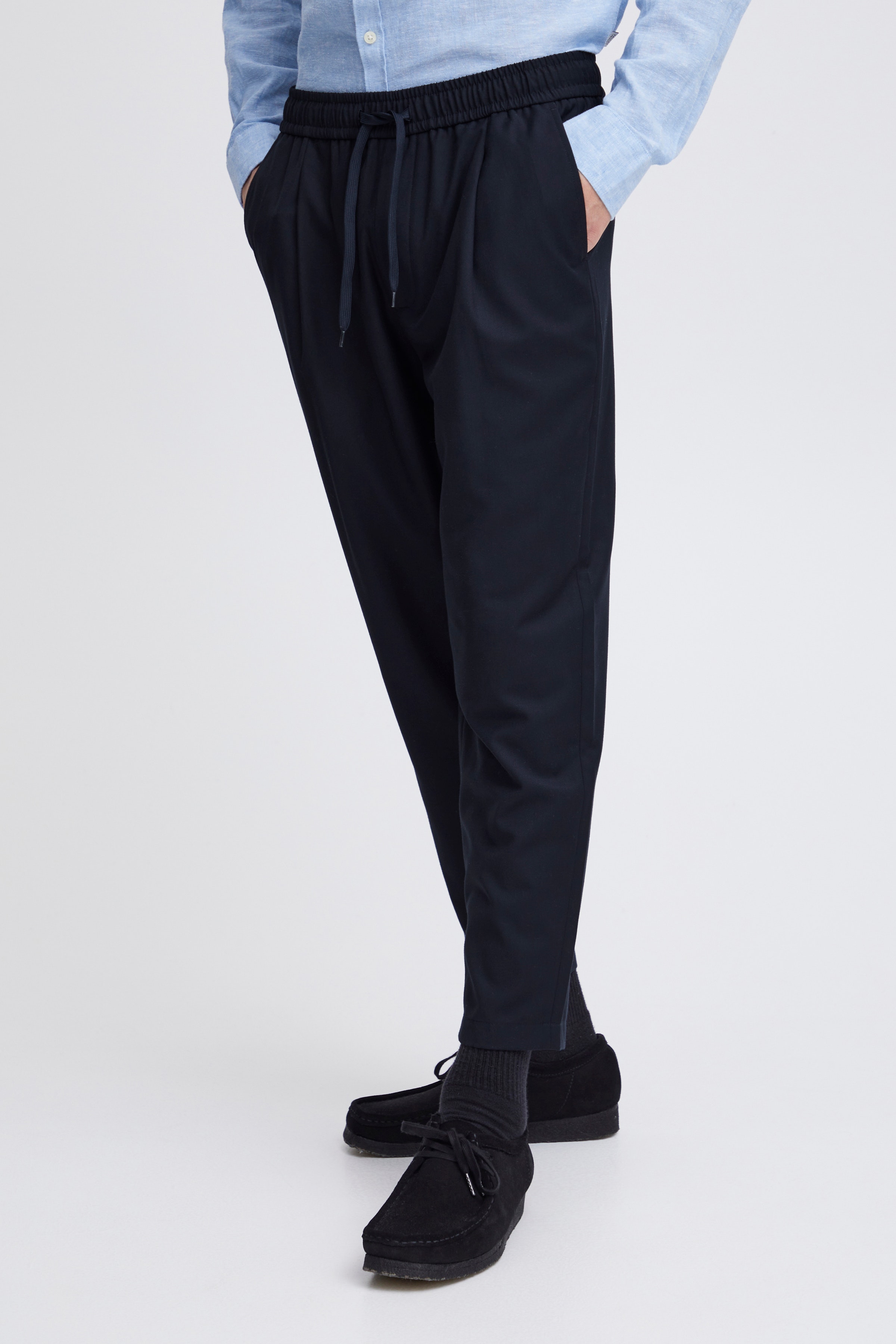 CFHAKAN Trousers LOOKBOOK FRONT 20505041-194013