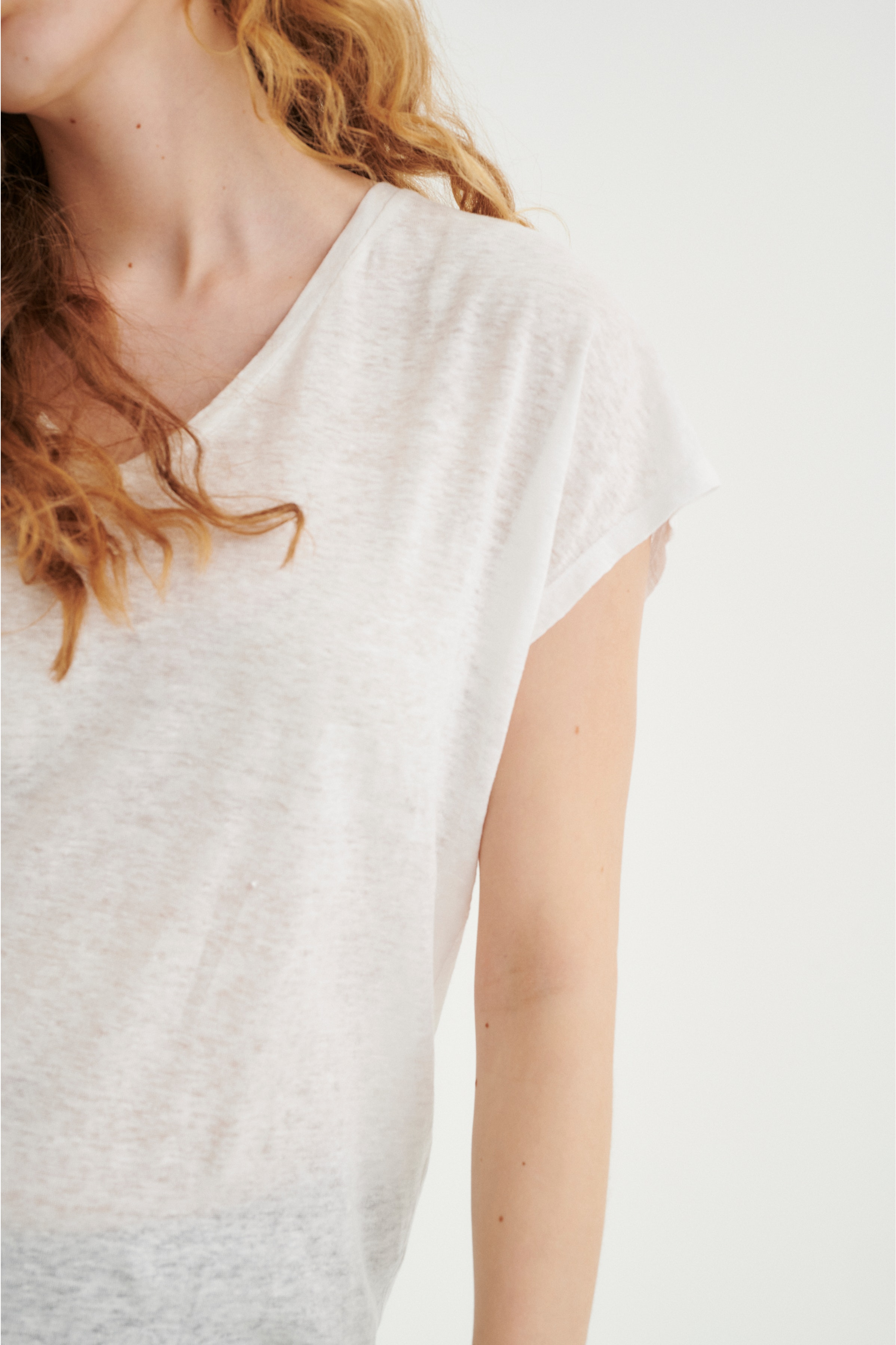 Short sleeved t-shirt LOOKBOOK DETAIL 30104094-10090