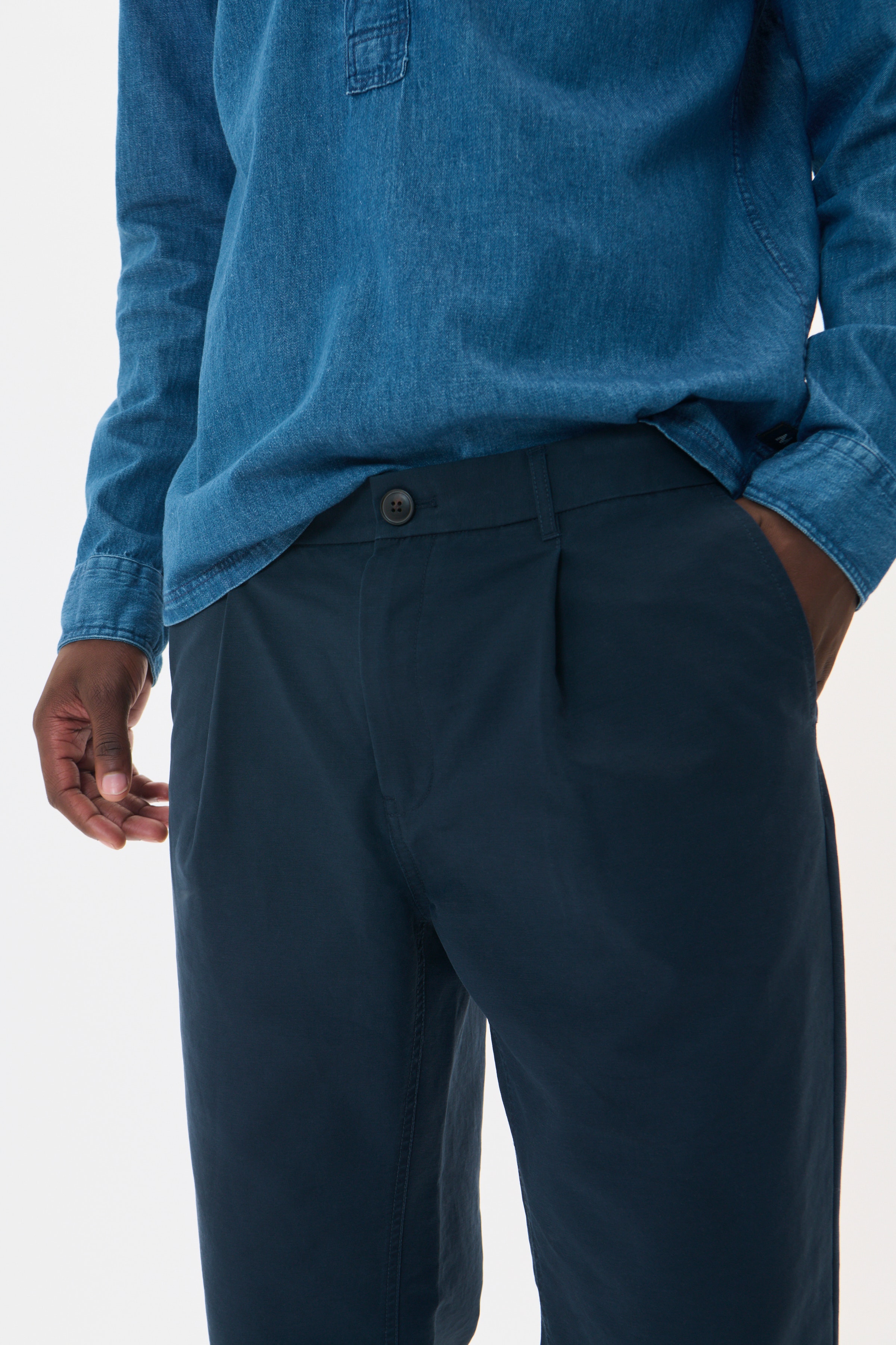 MAhart Heritage Trousers LOOKBOOK DETAIL 30207459-194011