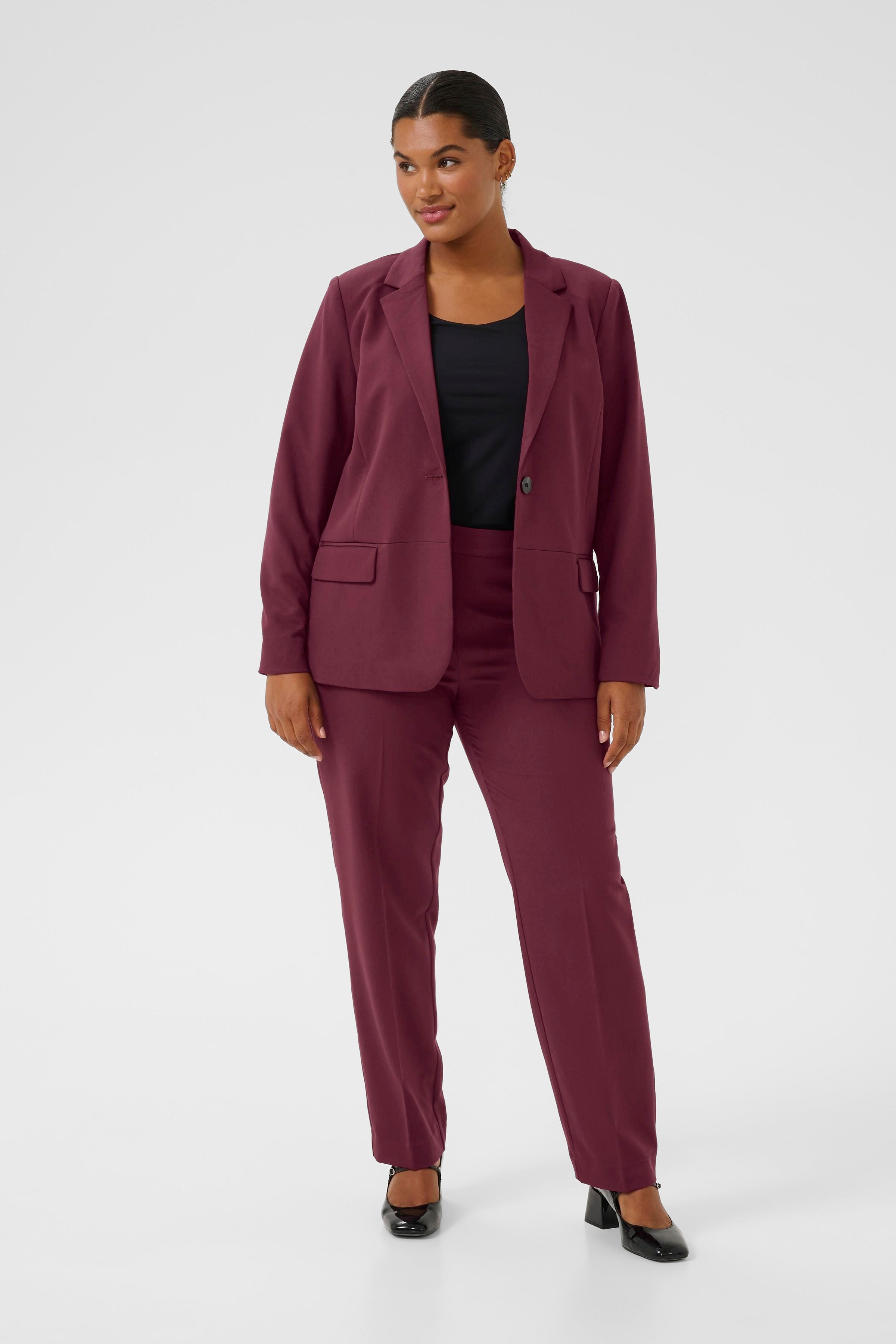 KCsakira Hose LOOKBOOK FRONT 10581088-191528