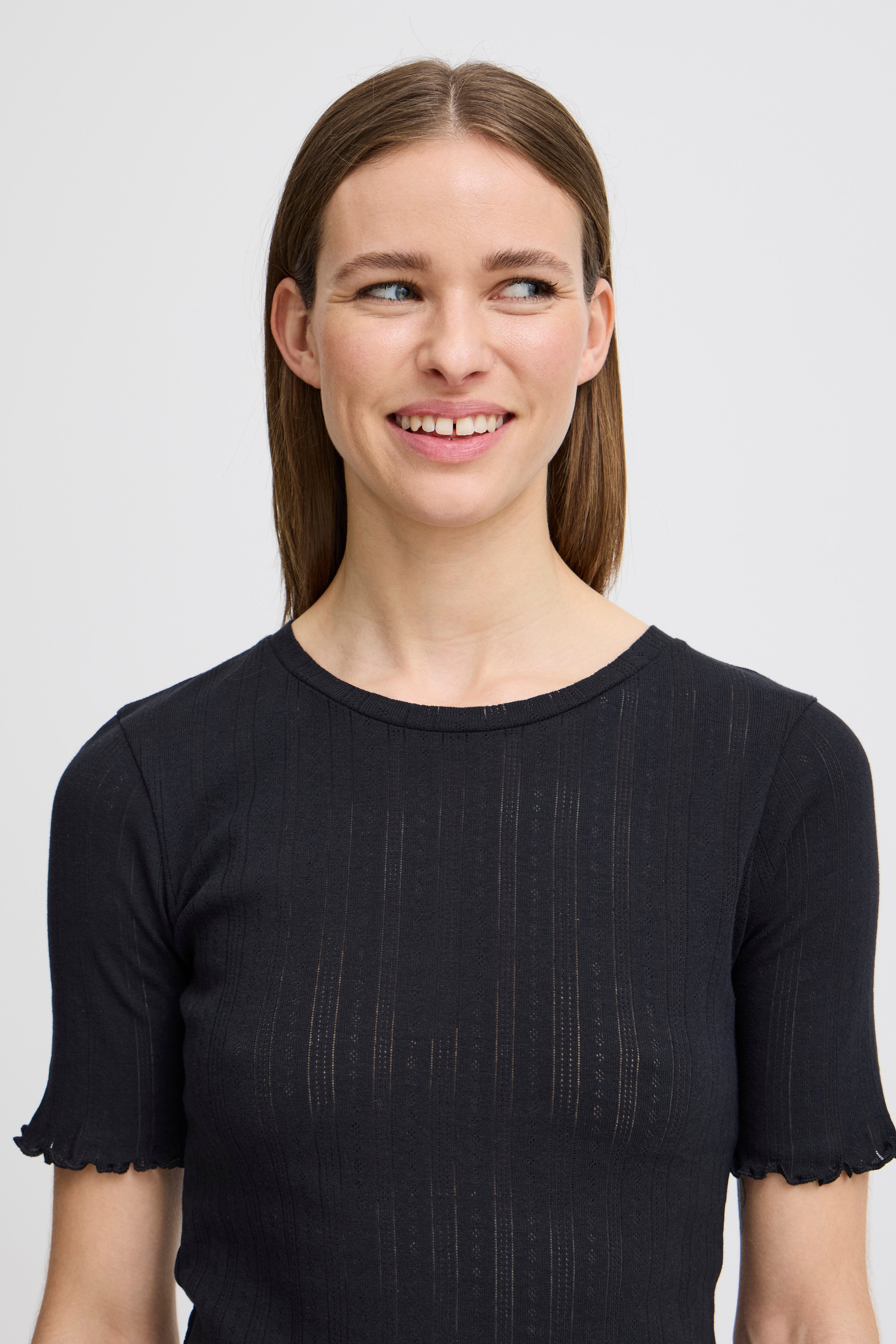 BYUNICA T-shirt LOOKBOOK DETAIL 20815008-200451