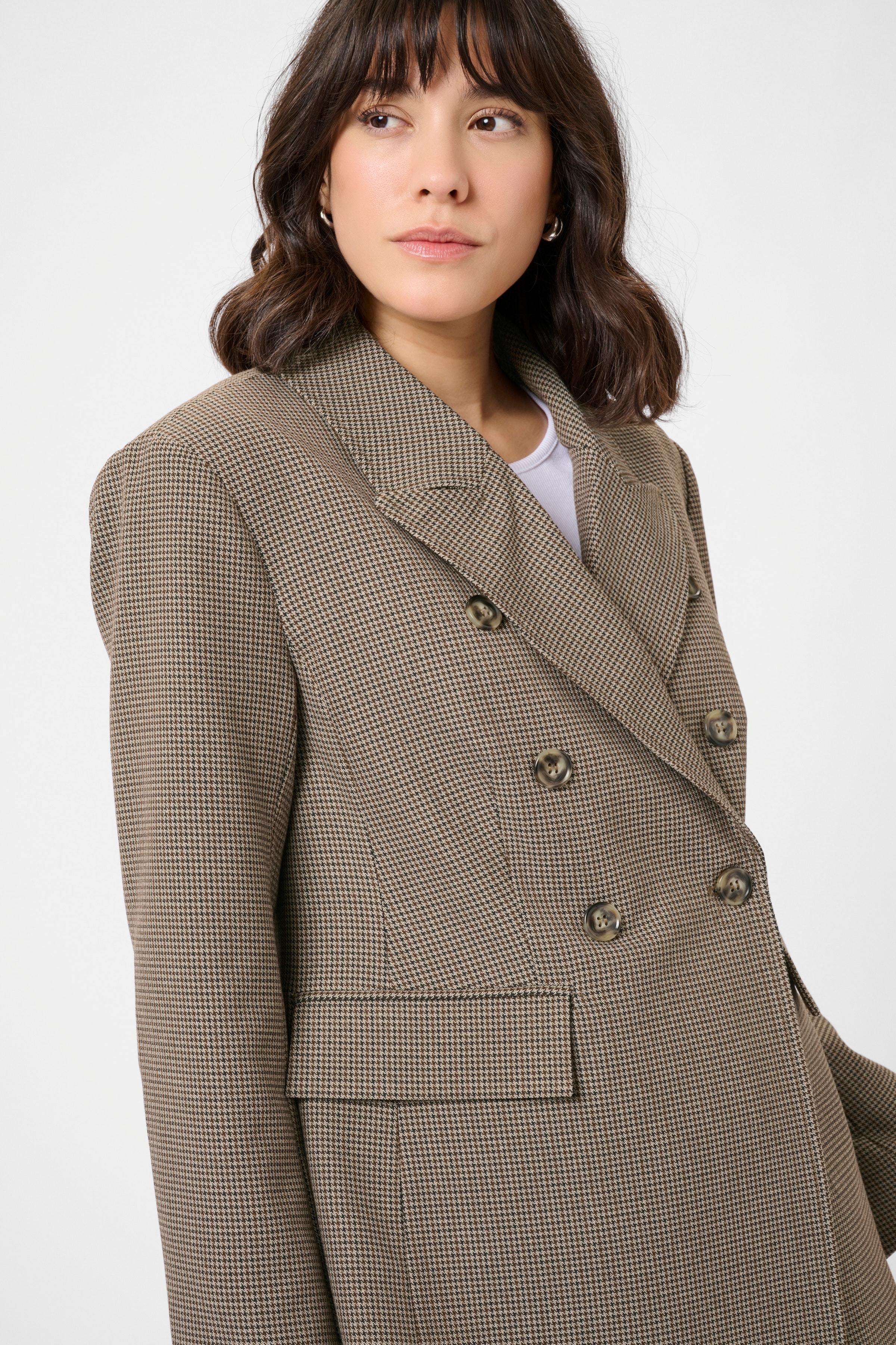 KAelyah Blazer LOOKBOOK DETAIL 10510842-108548