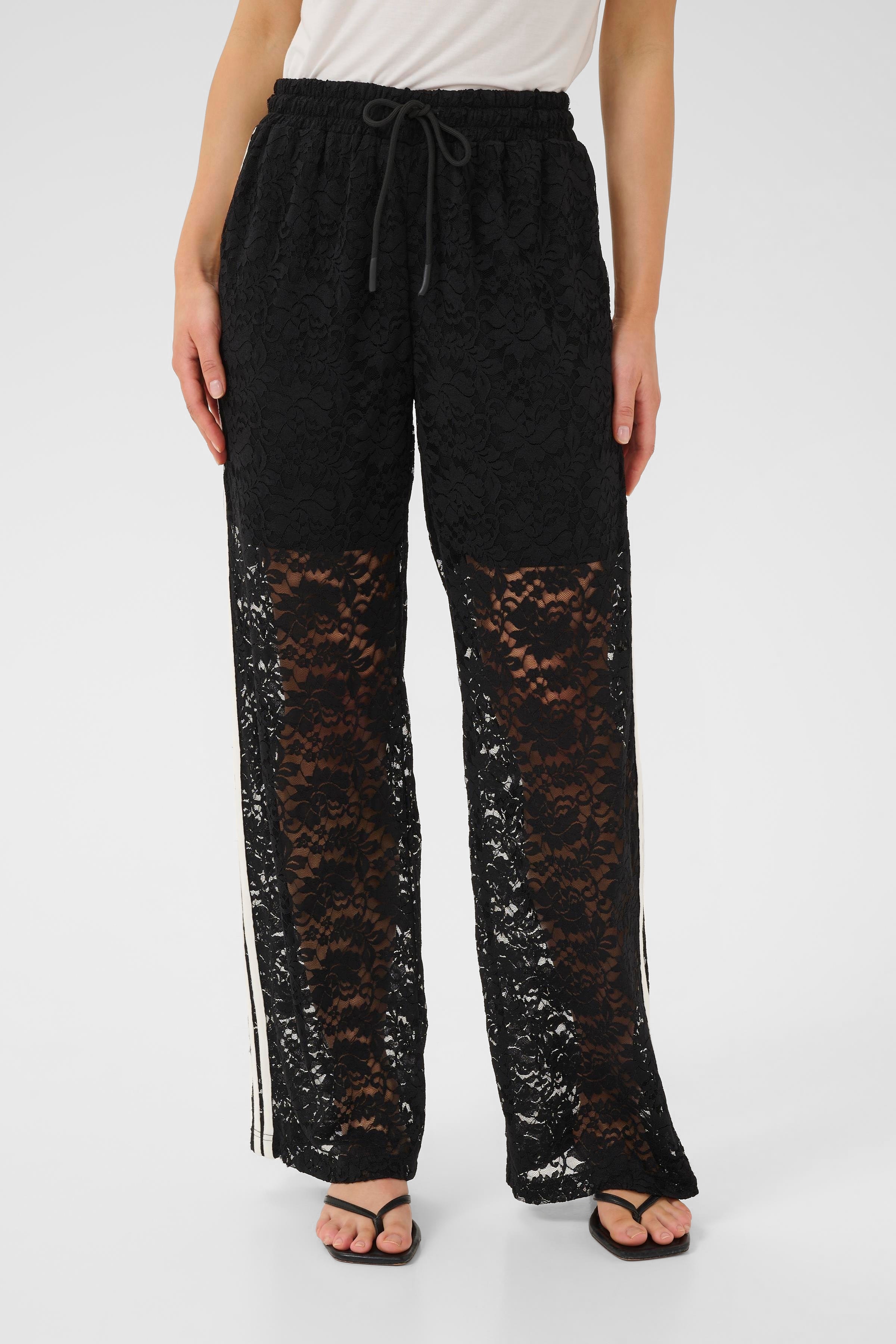 CUkala Trousers LOOKBOOK FRONT 50112903-500012