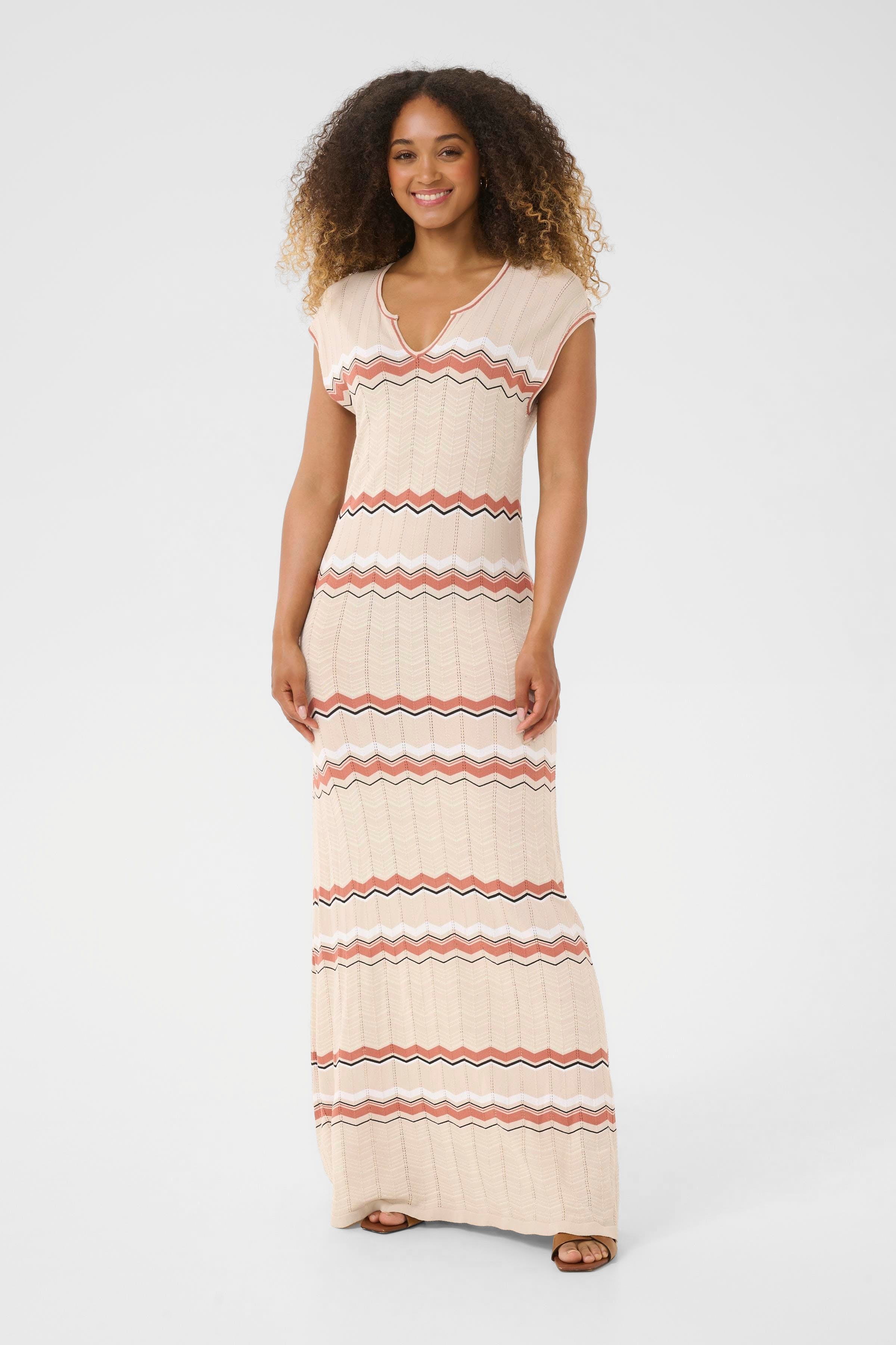 CRTommin Kleid LOOKBOOK FRONT 10613761-107635