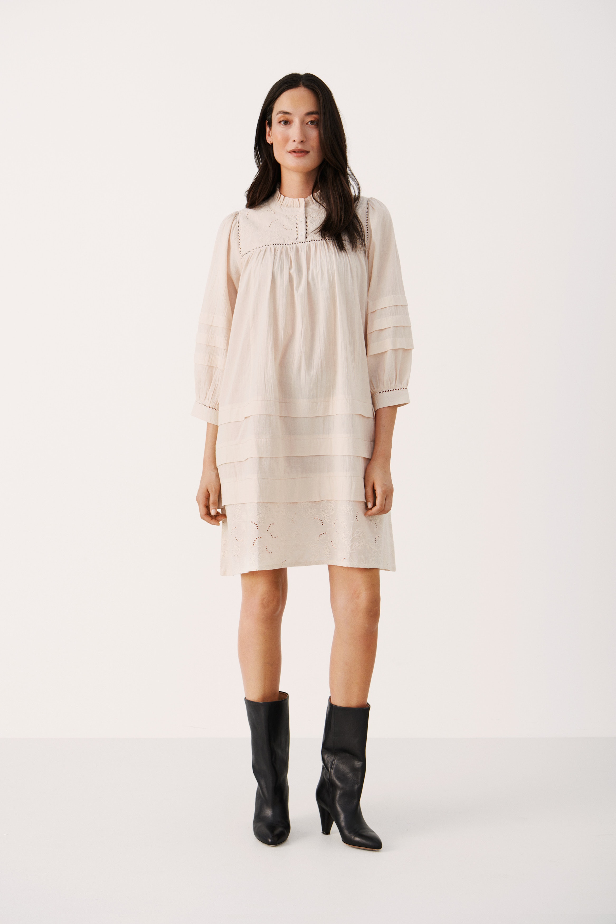 RisePW Kjole LOOKBOOK FRONT 30307051-120304