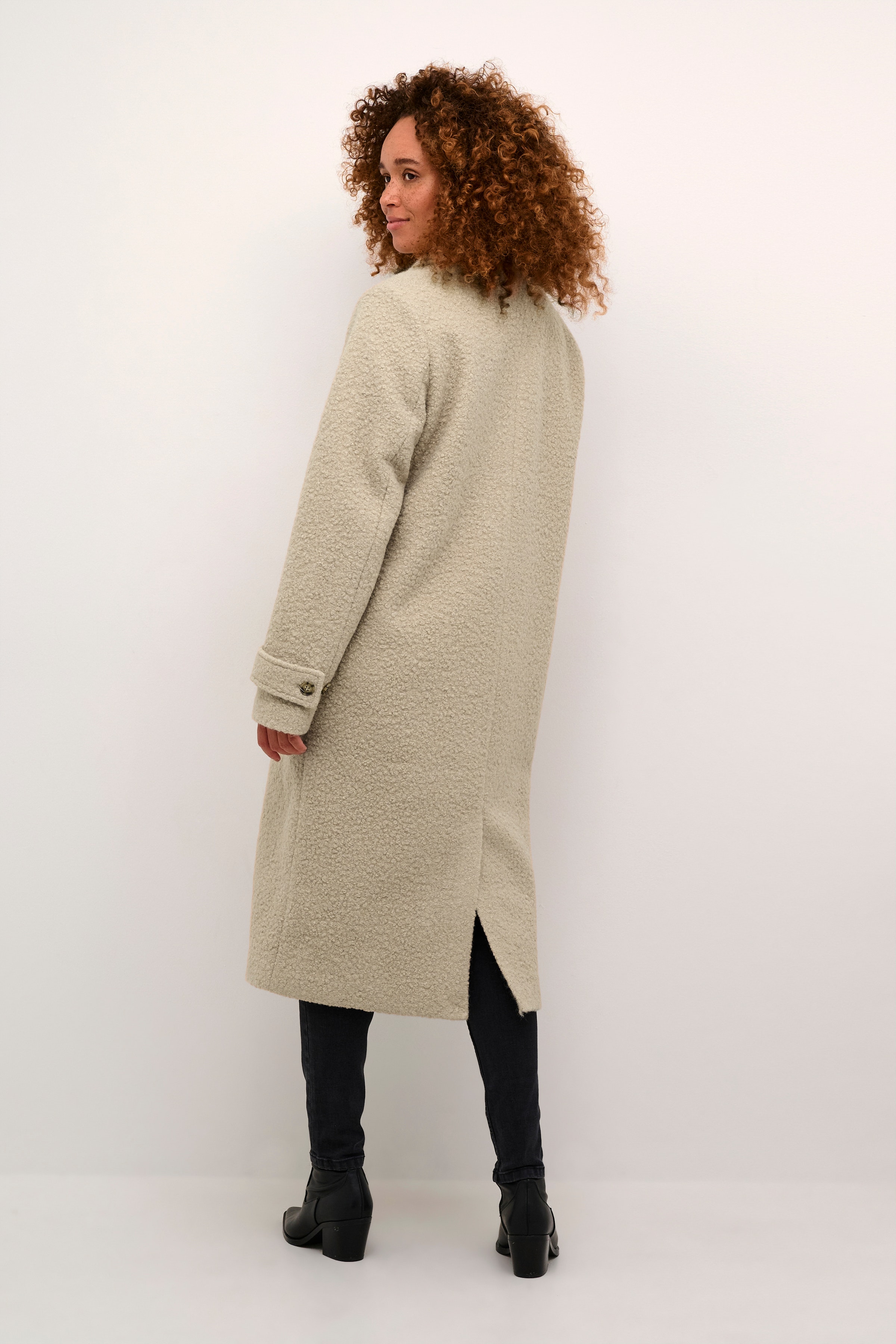 KAannelise Coat LOOKBOOK BACK 10508770-151305