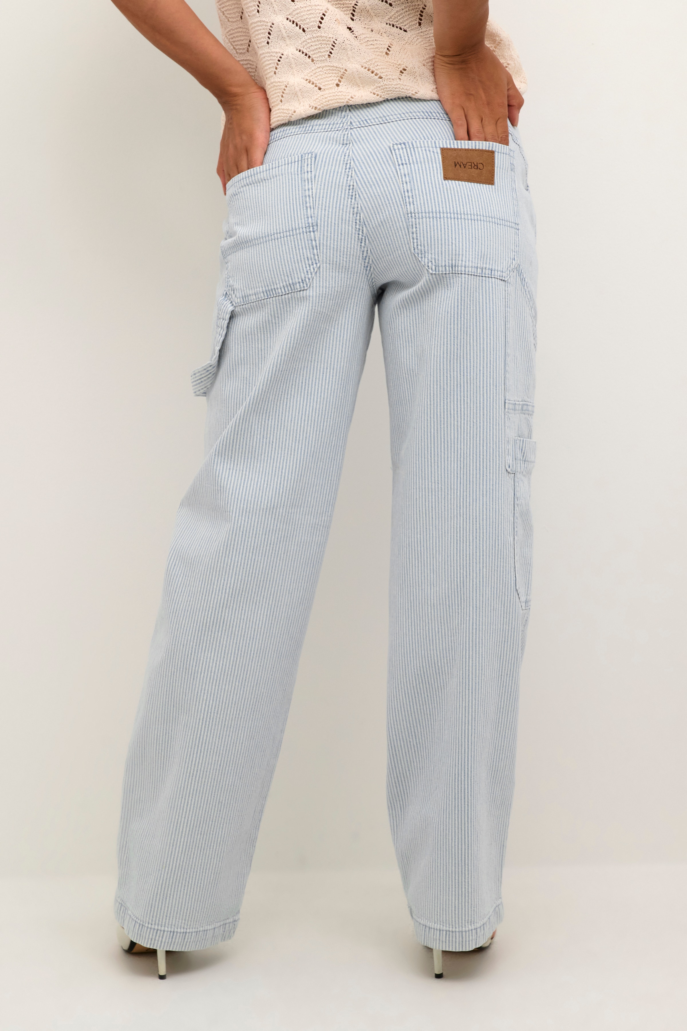 CRBethany Jeans LOOKBOOK BACK 10612279-105512