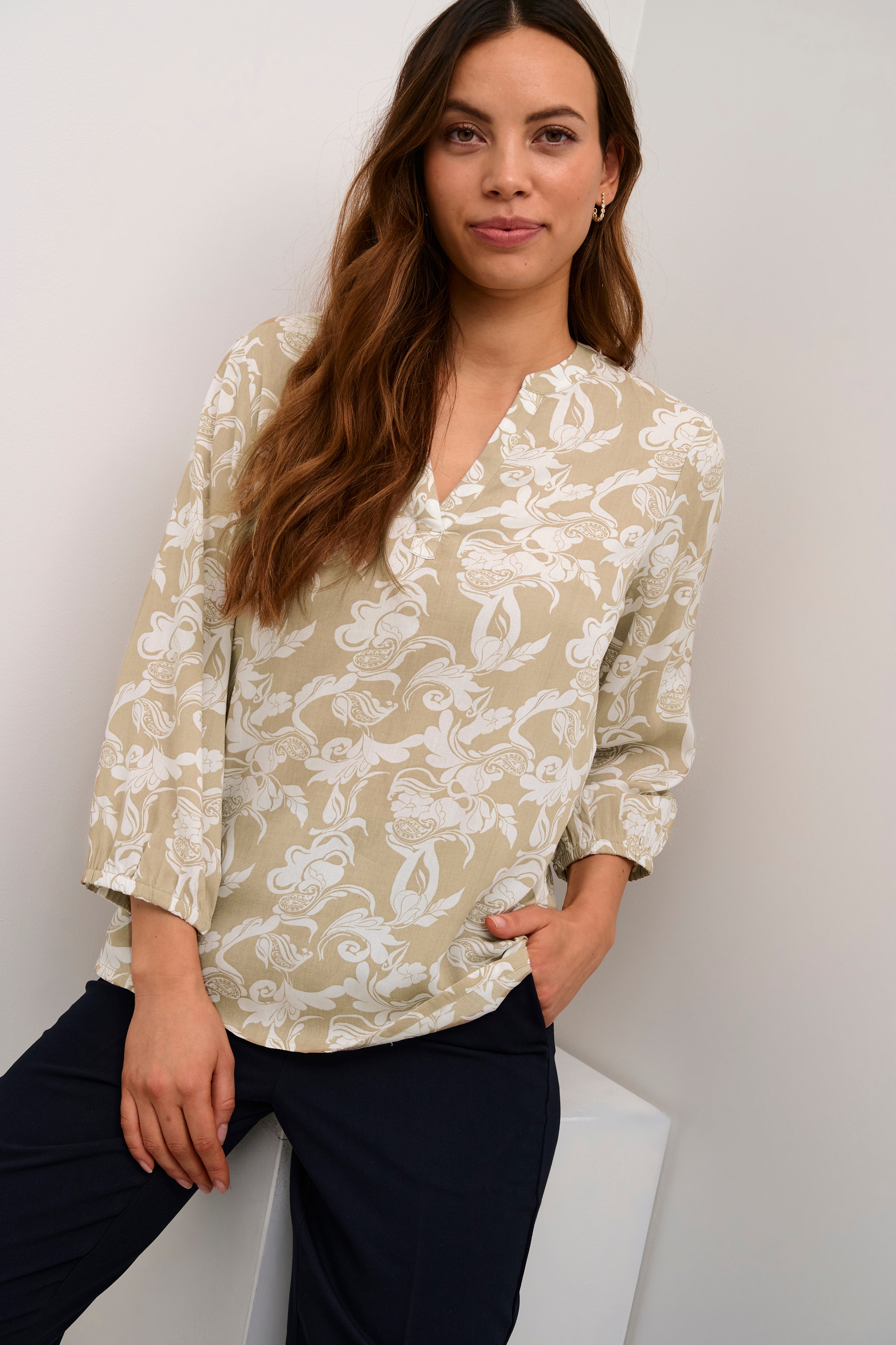 KAclaire Blouse LOOKBOOK DETAIL 10508704-106368