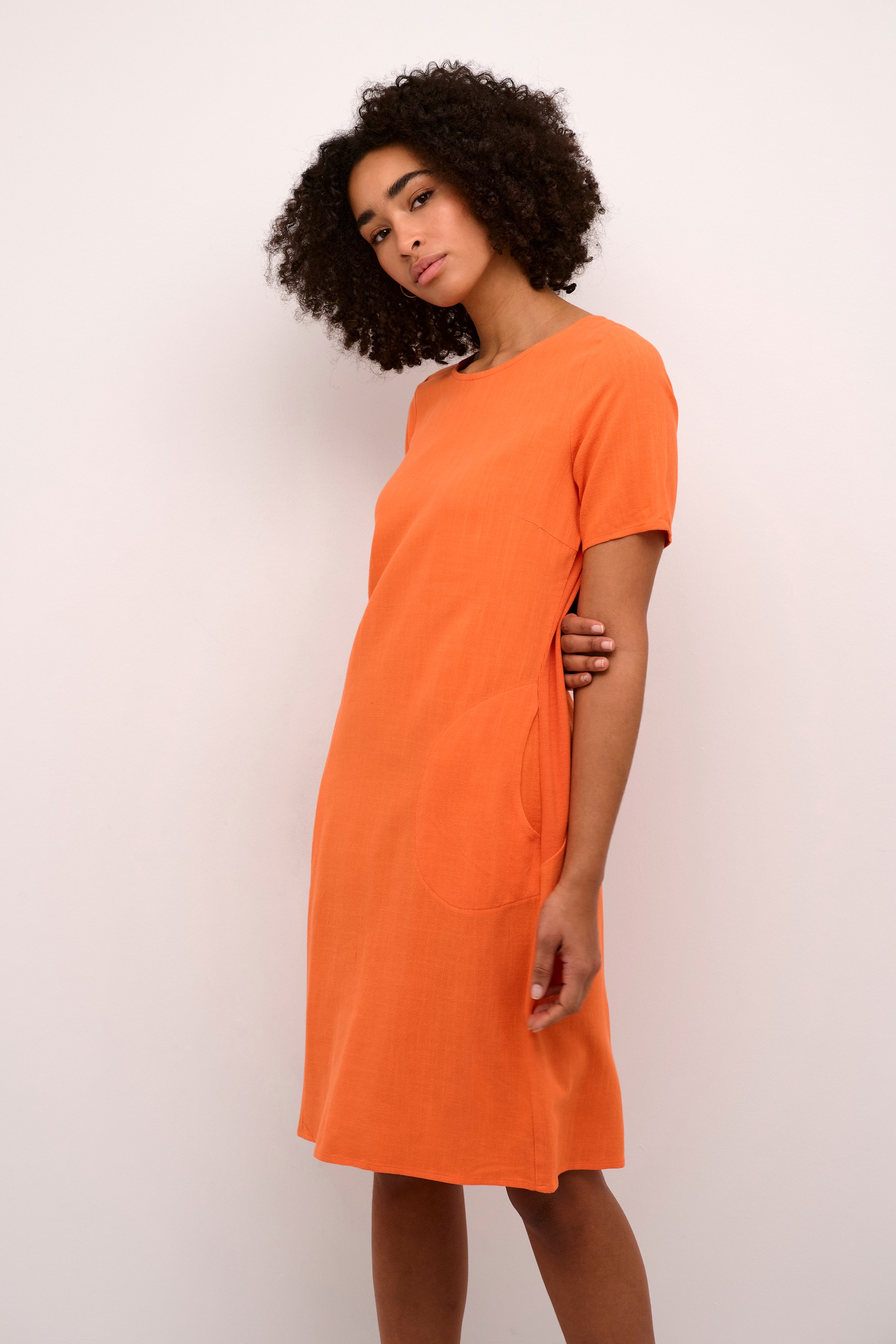 KAliny Lin Kjole LOOKBOOK FRONT 10505731-161349