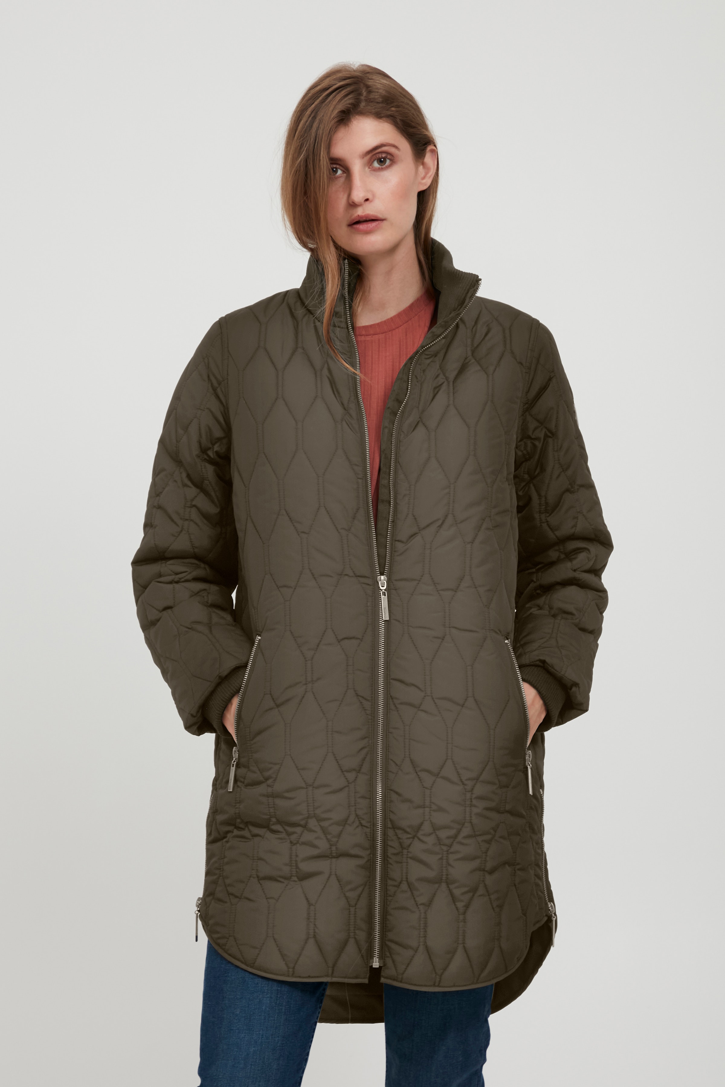 Outerwear LOOKBOOK FRONT 20609447-190506