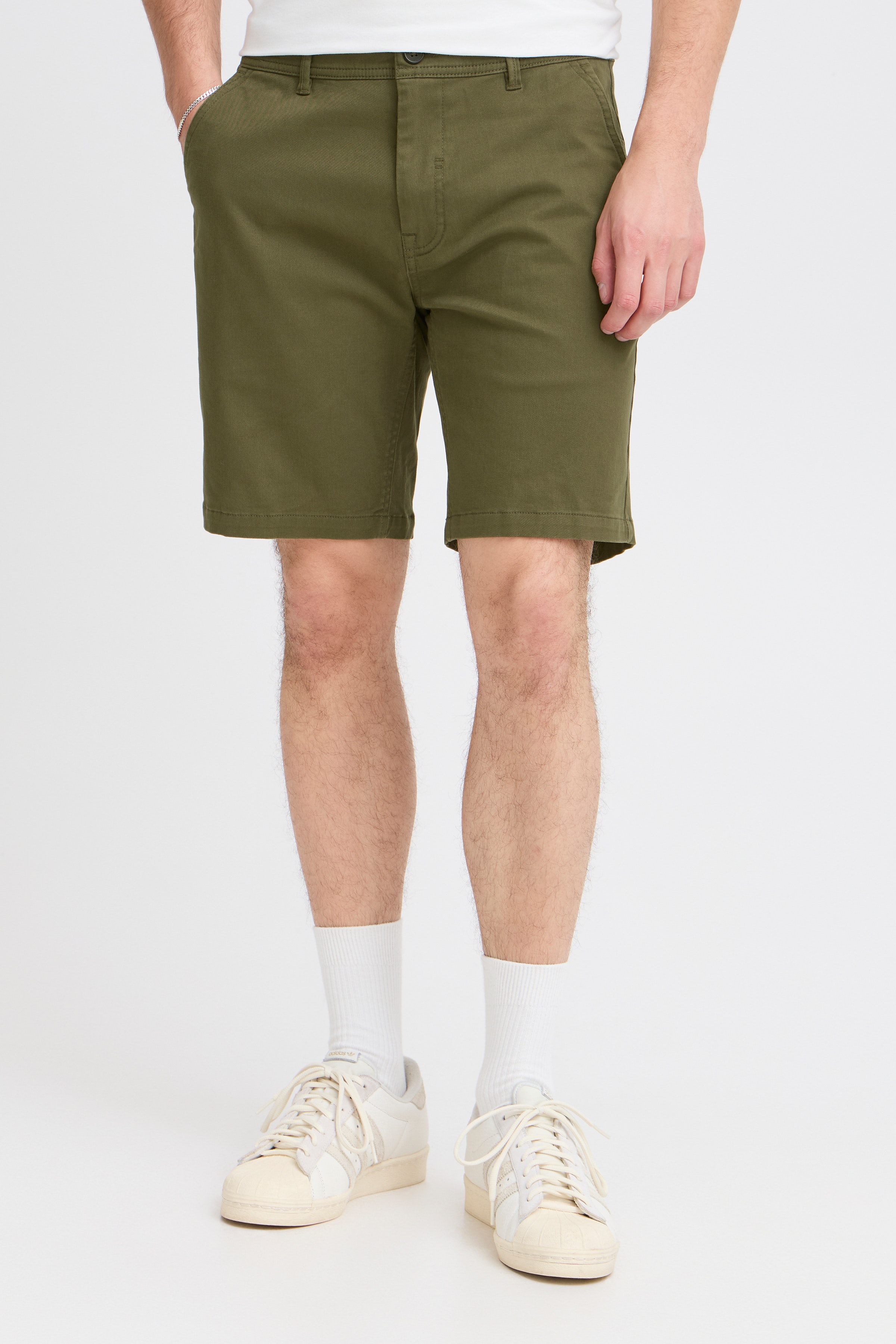 Shorts LOOKBOOK FRONT 20717880-190515