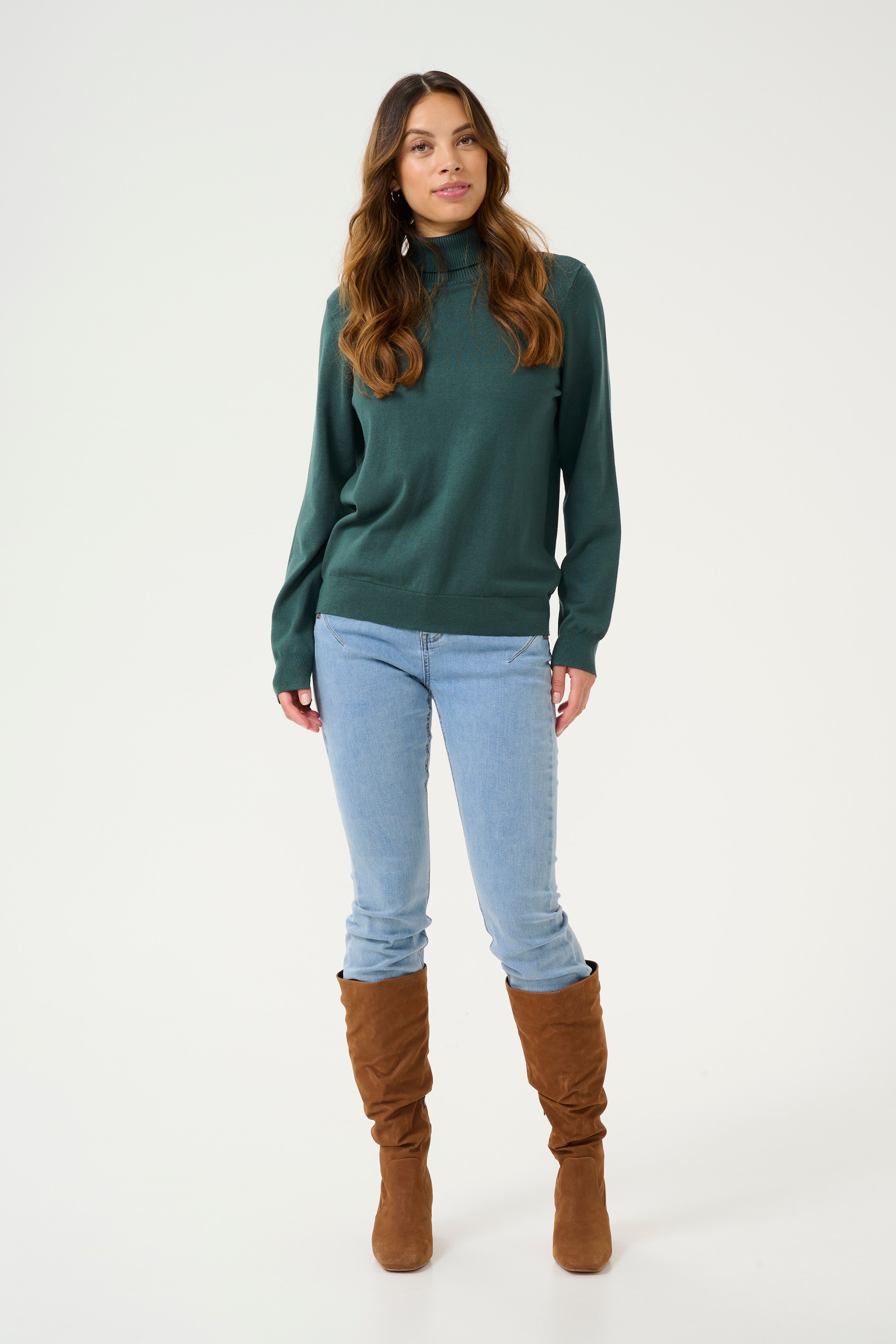 CRVillea Pullover LOOKBOOK FRONT 10612956-195320