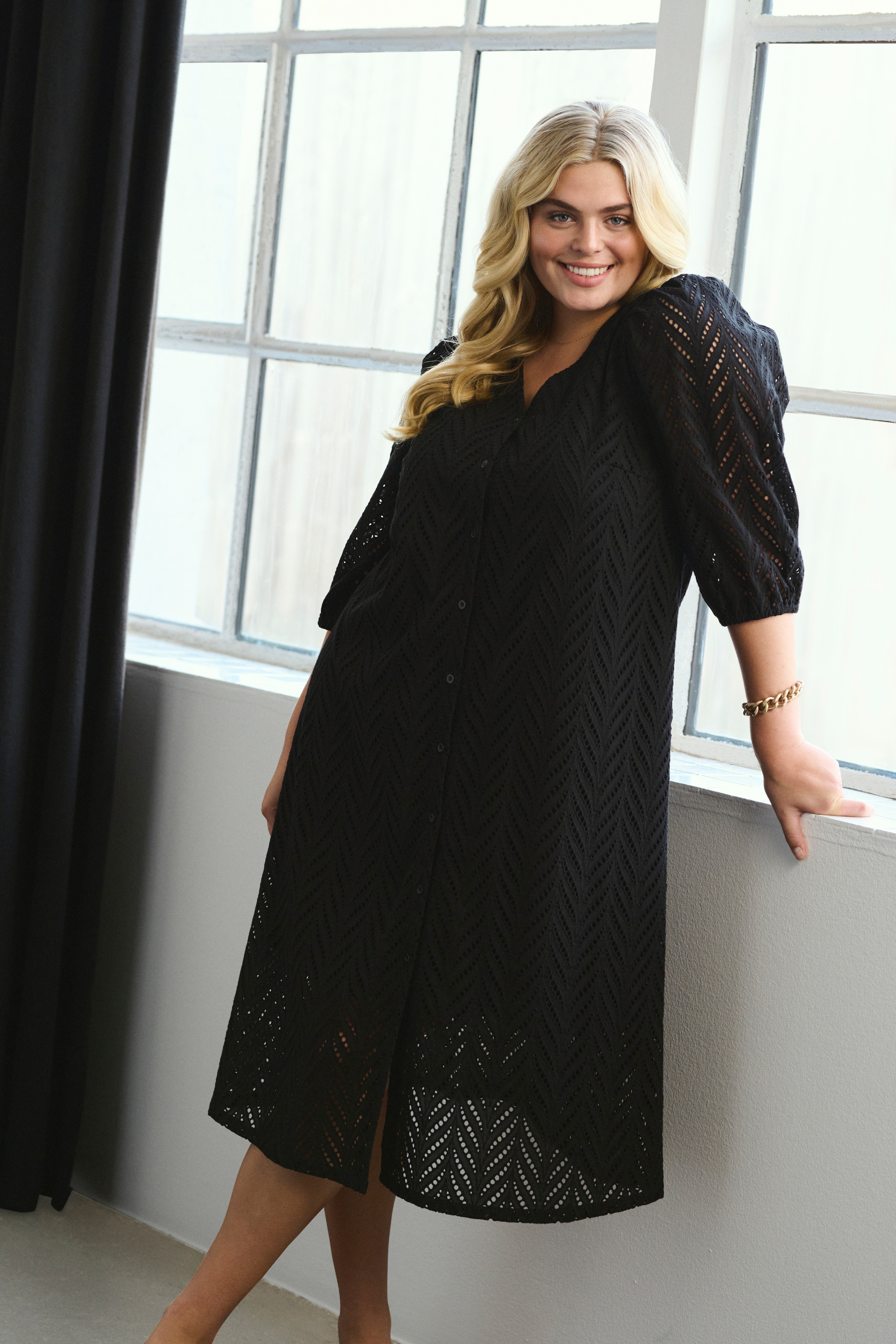 KCmasia Robe LOCATION NONE 10583391-100121