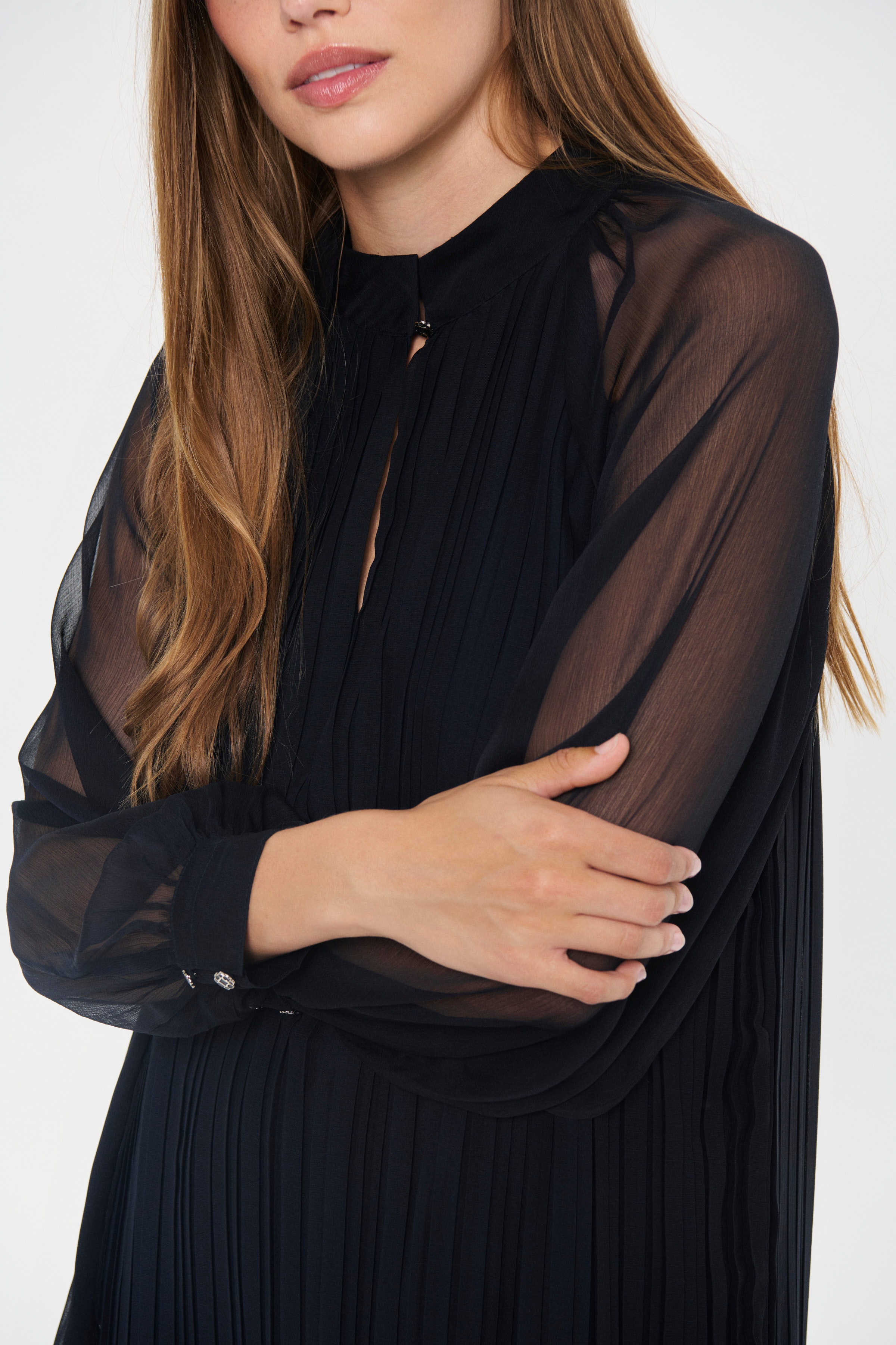 NuriSZ Dress LOOKBOOK DETAIL 30514599-193911