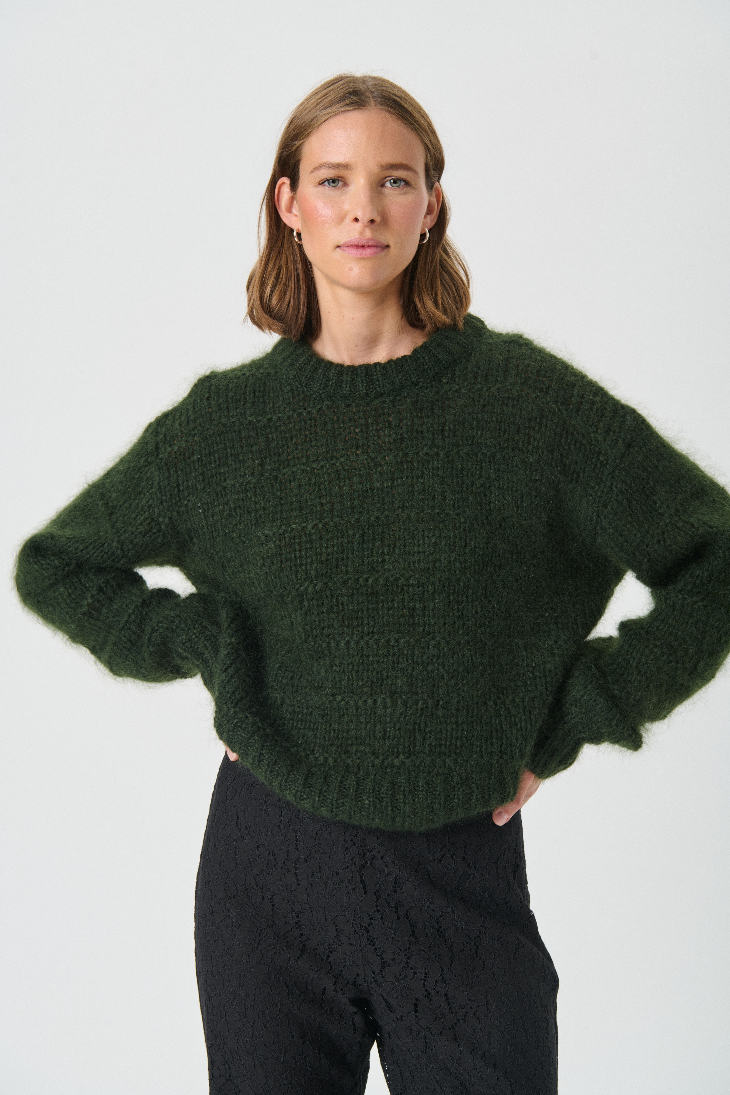 VimaPW Pullover LOOKBOOK FRONT 30310223-190509