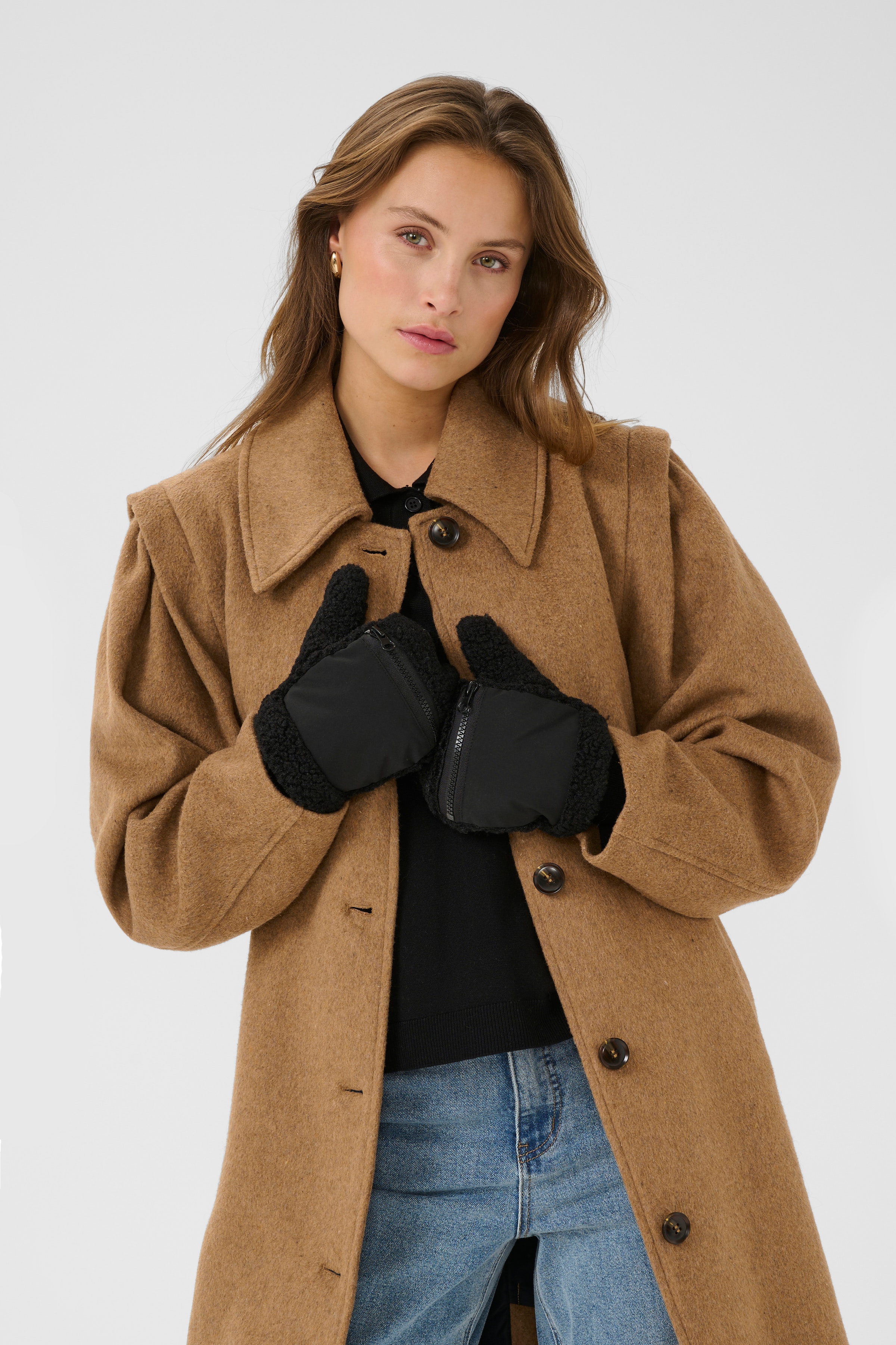 KAlulu Gloves LOOKBOOK FRONT 10510412-100121