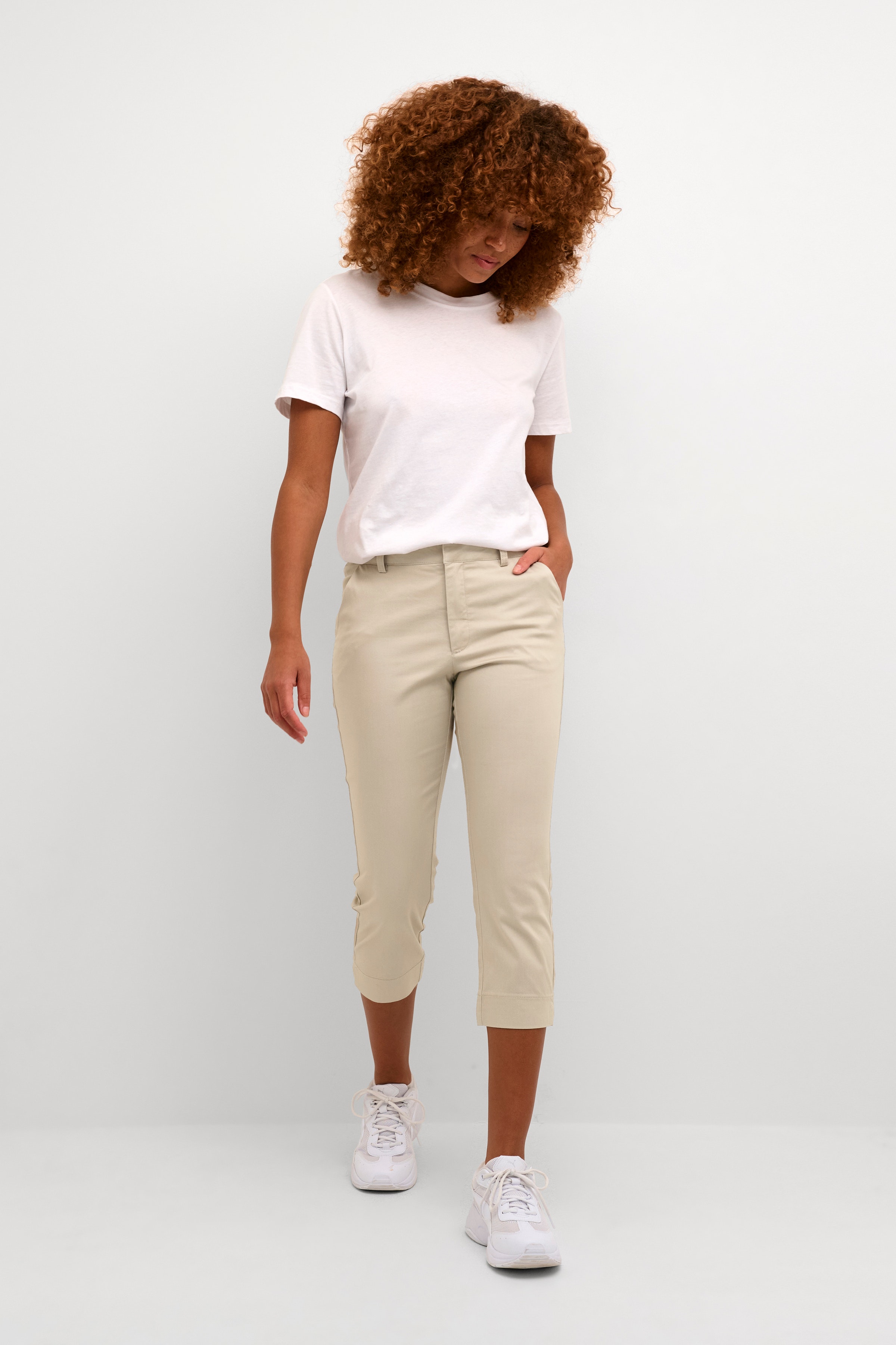 KAlea Capri Trousers LOOKBOOK FRONT 10506815-151305