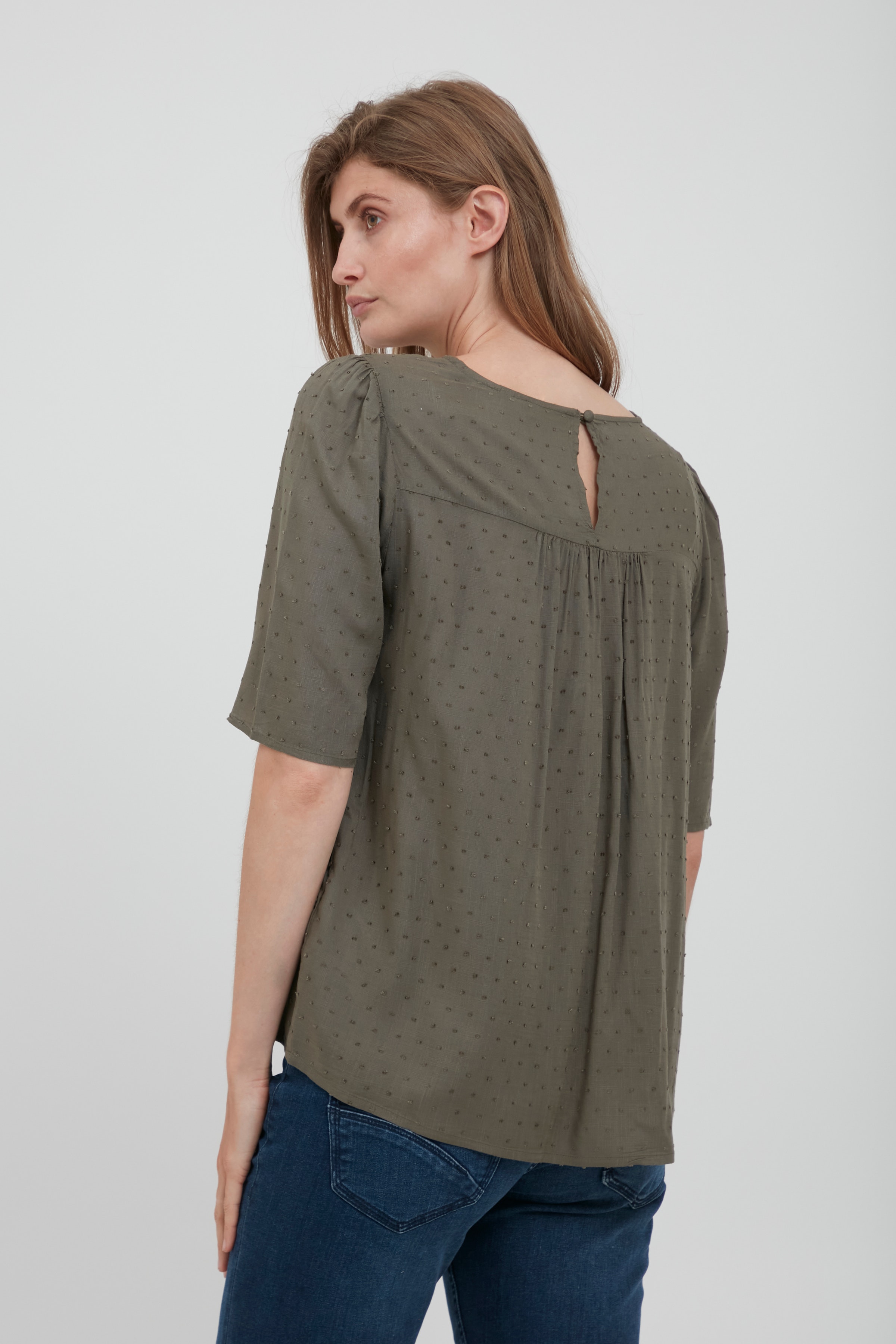 Blouse with short sleeve LOOKBOOK FRONT 20609829-180515