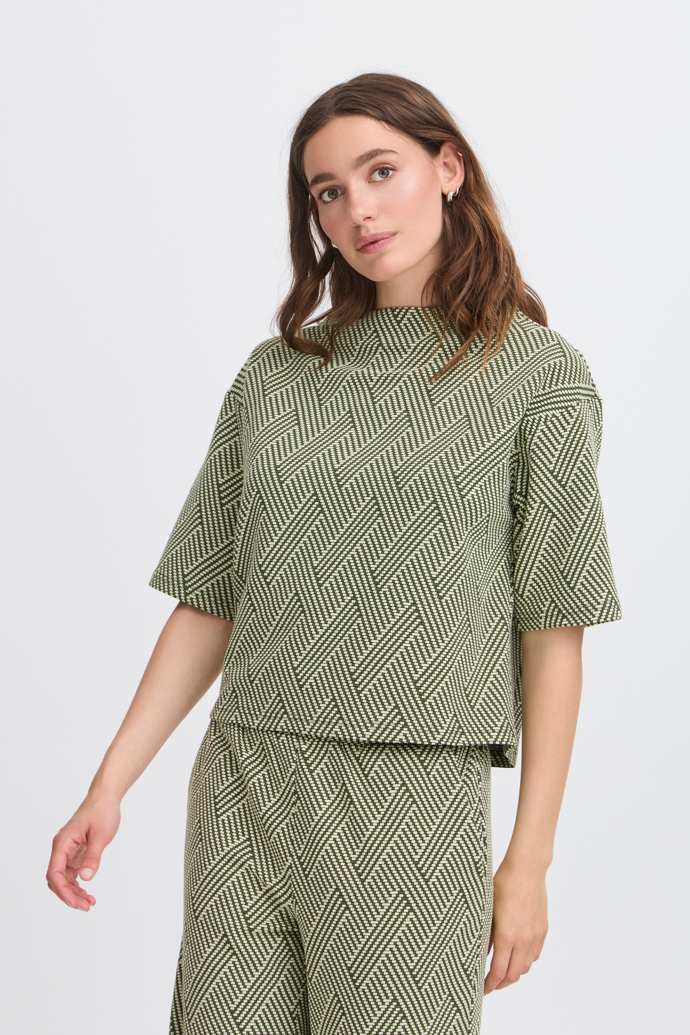 IHOBIA T-shirt LOOKBOOK FRONT 20124145-900003009