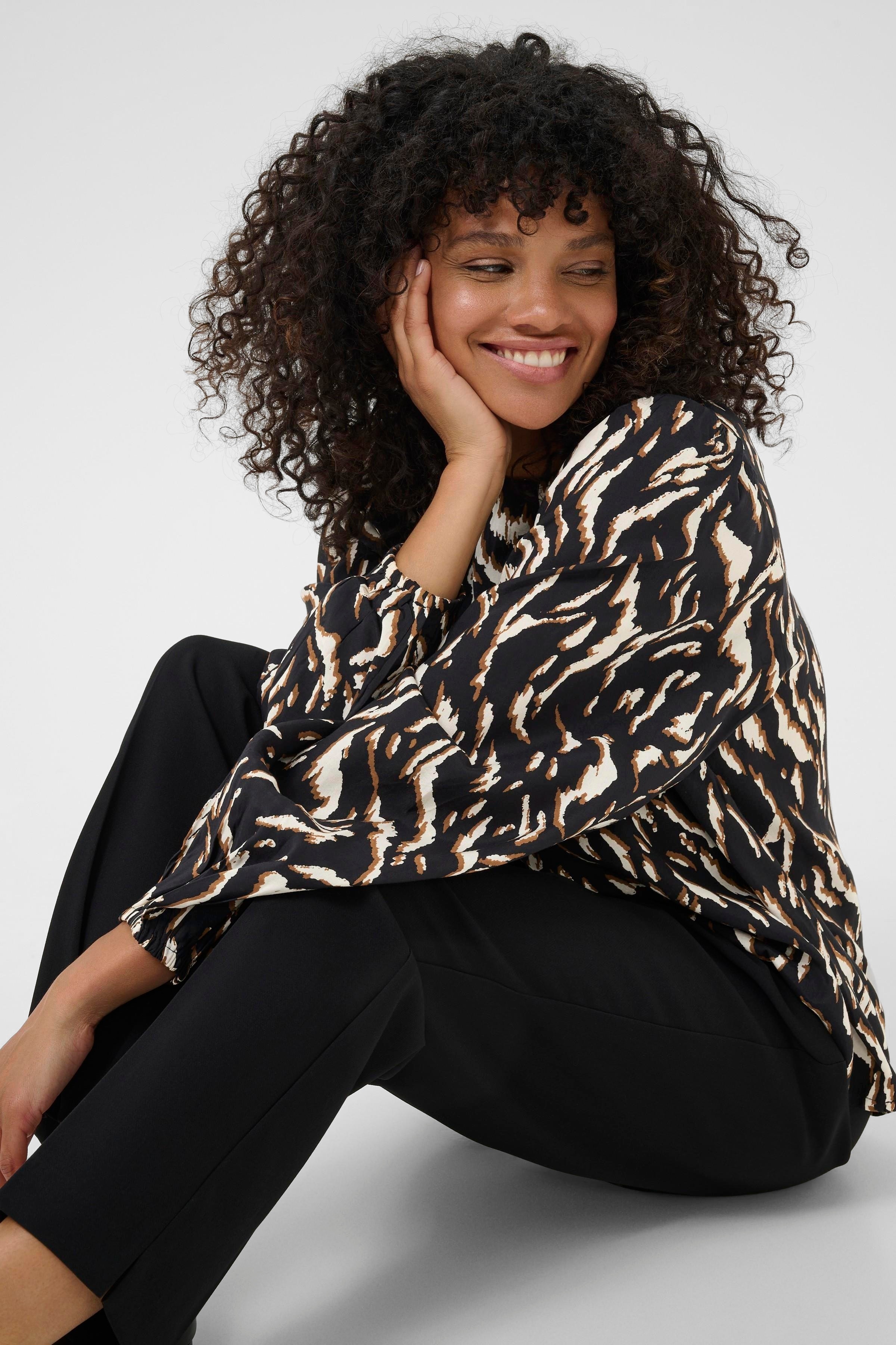 KAmille Bluse LOOKBOOK DETAIL 10510519-108271