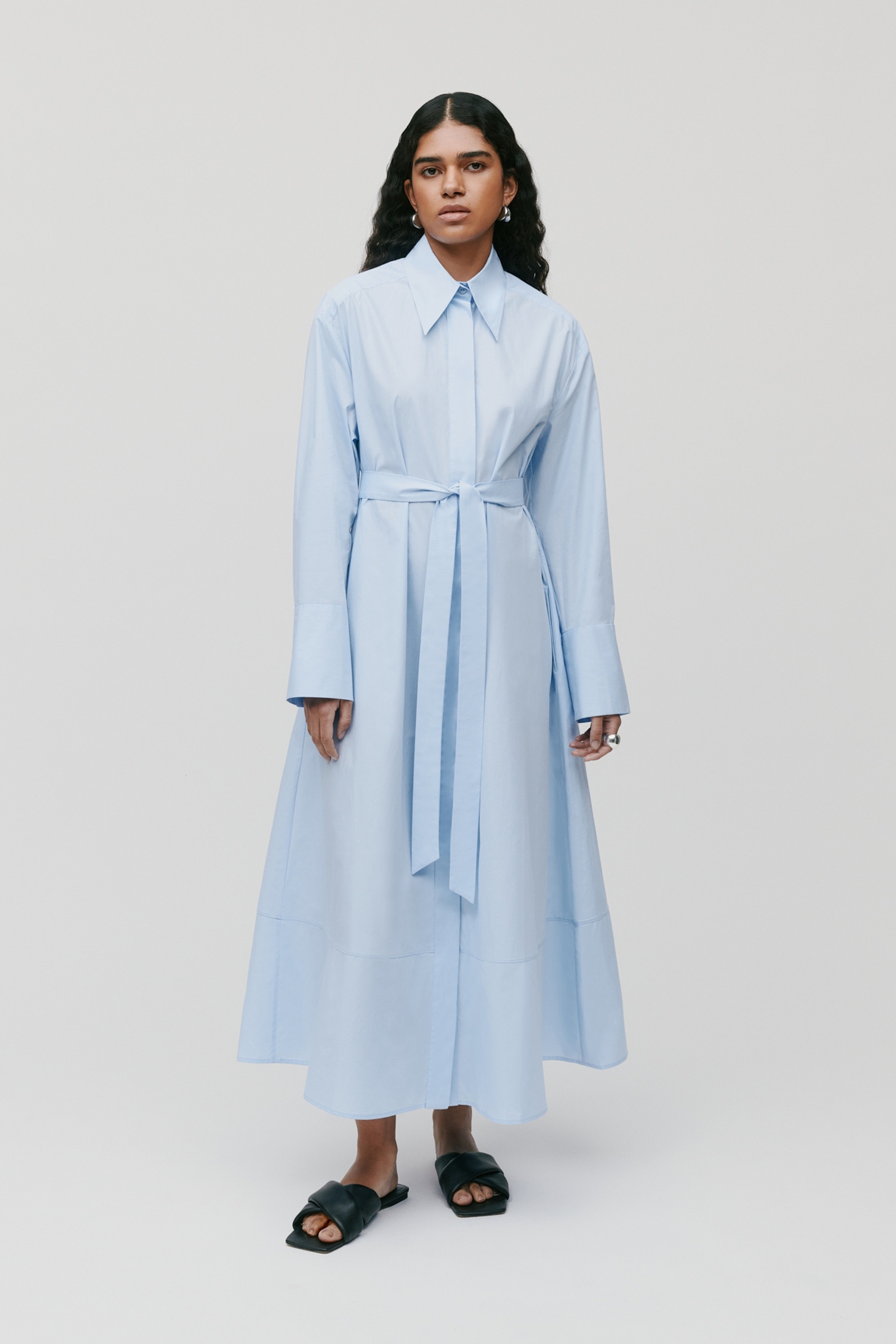 DINA Kjole LOOKBOOK FRONT 30600743-BL808