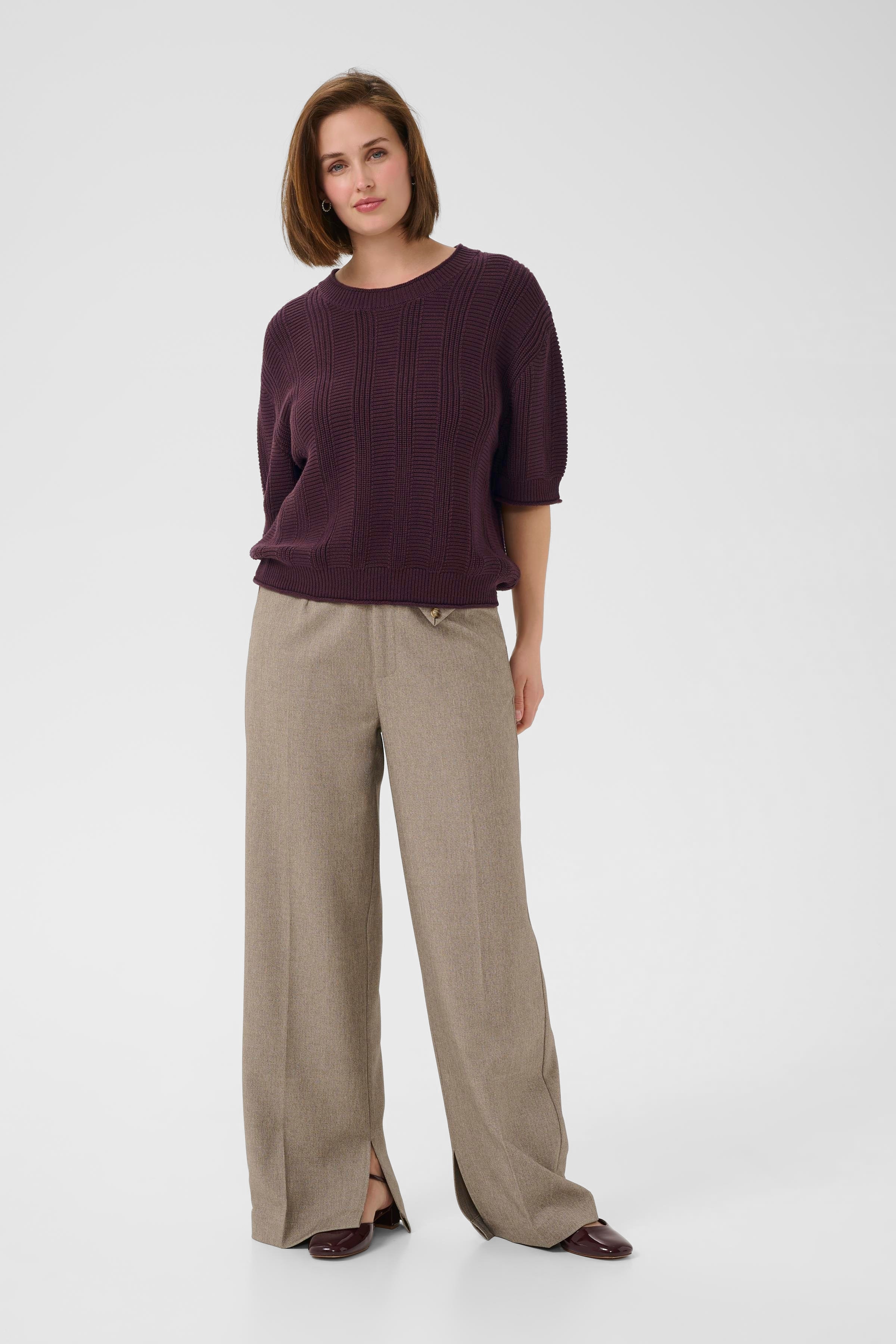 KAwhitney Pullover LOOKBOOK FRONT 10510098-191619