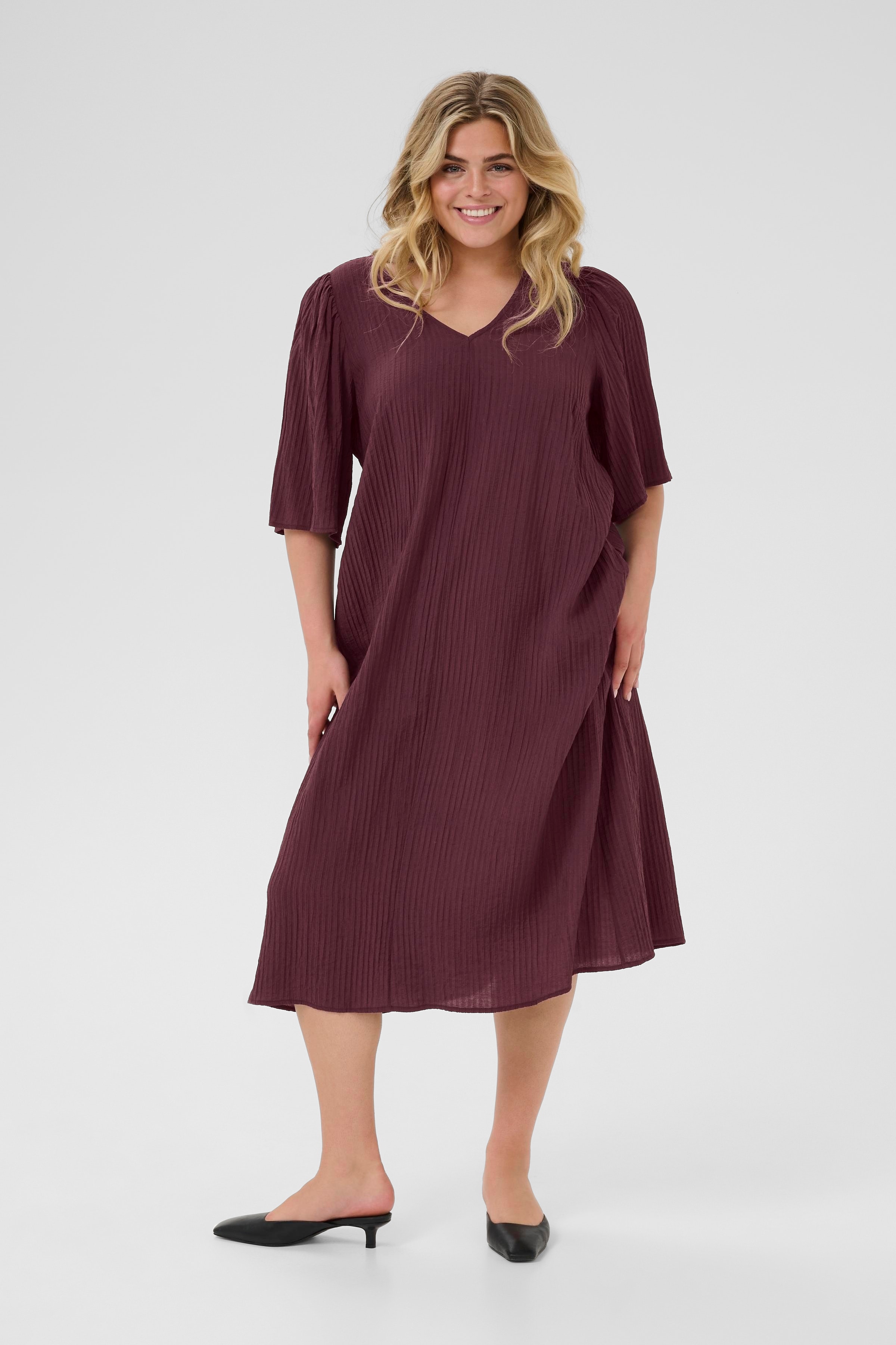 KClisana Kjole LOOKBOOK FRONT 10583421-191619