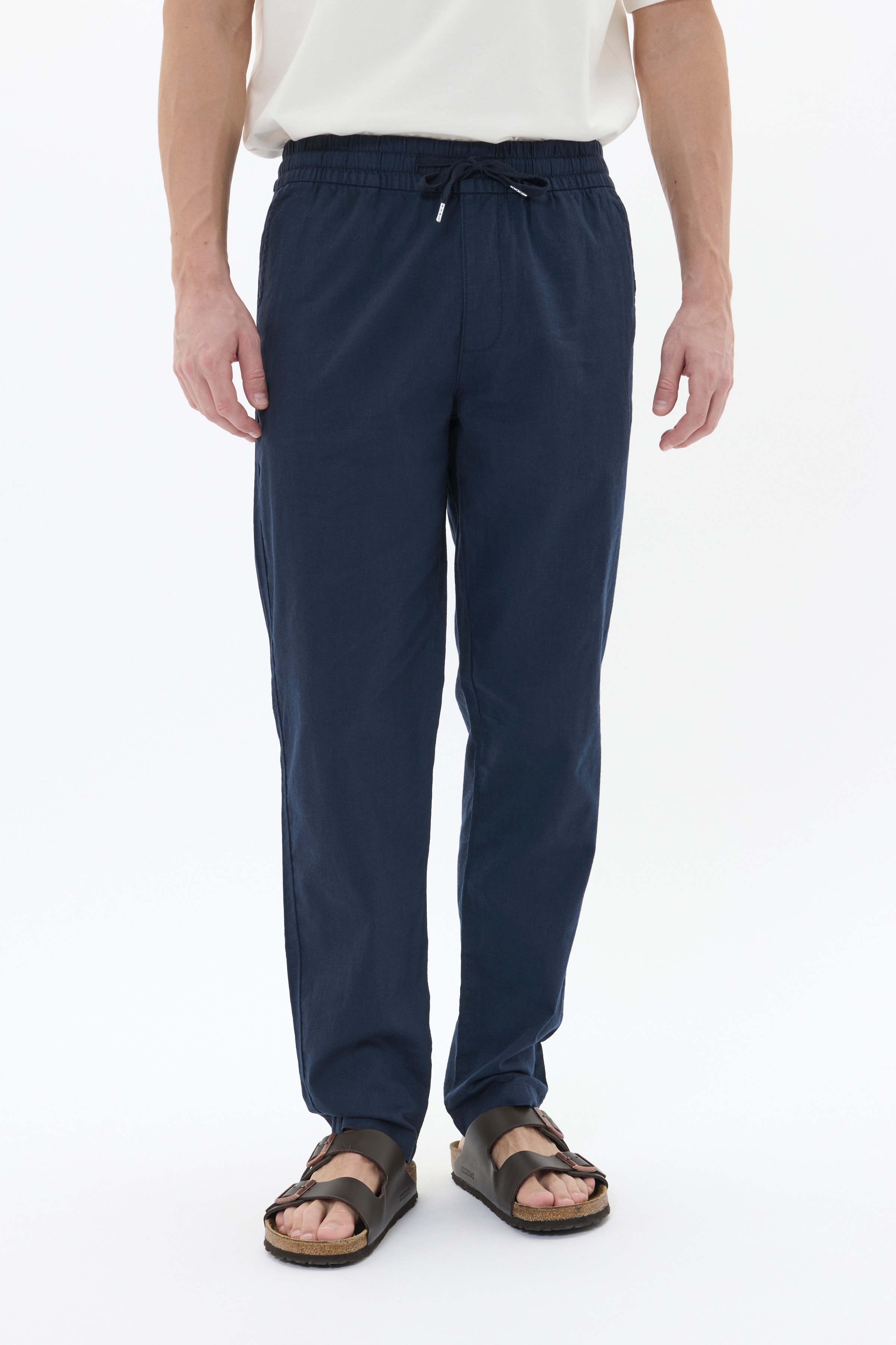 MAbarton linen trousers LOOKBOOK FRONT 30206031-194011