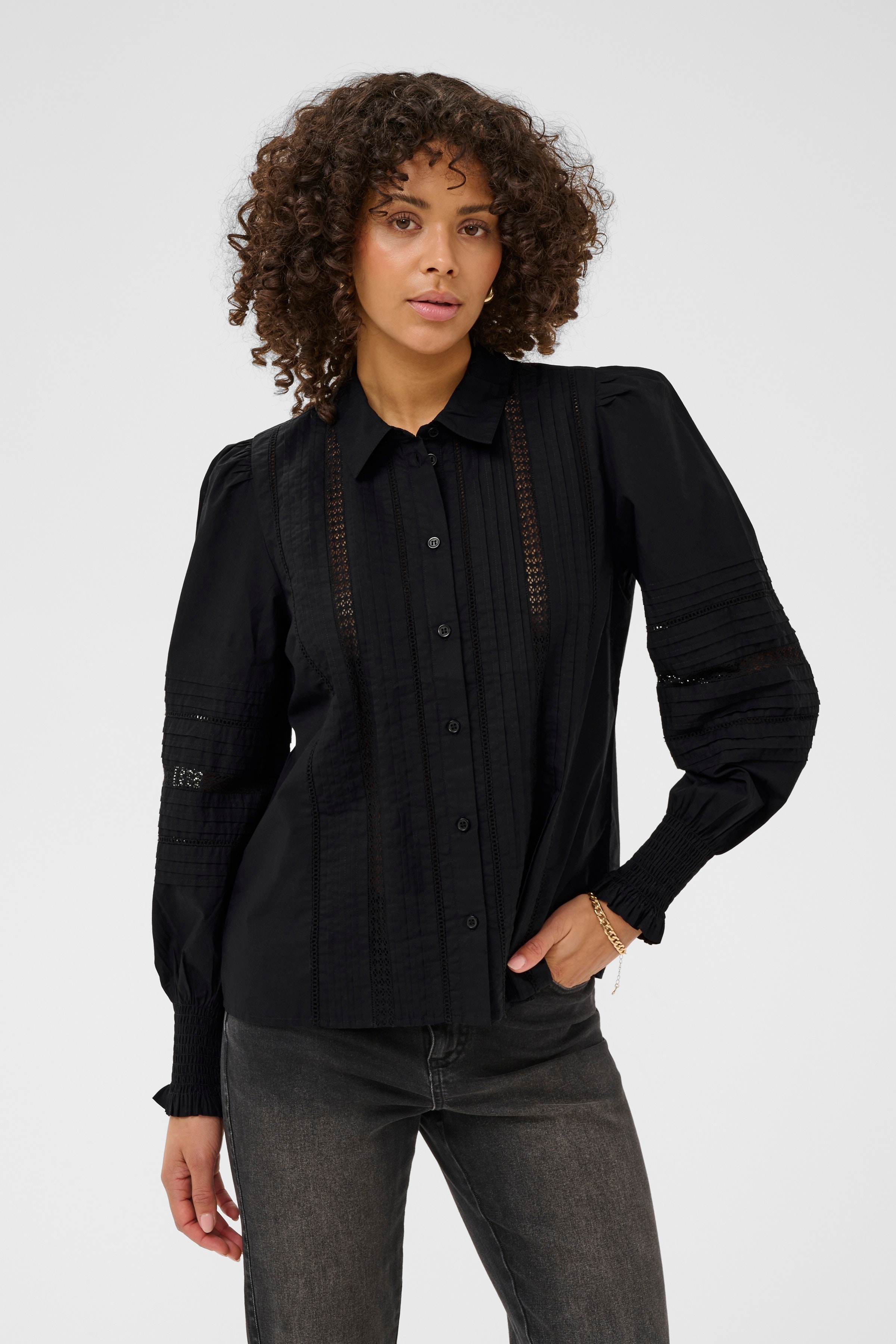 KAbella Skjorte LOOKBOOK FRONT 10510972-100121