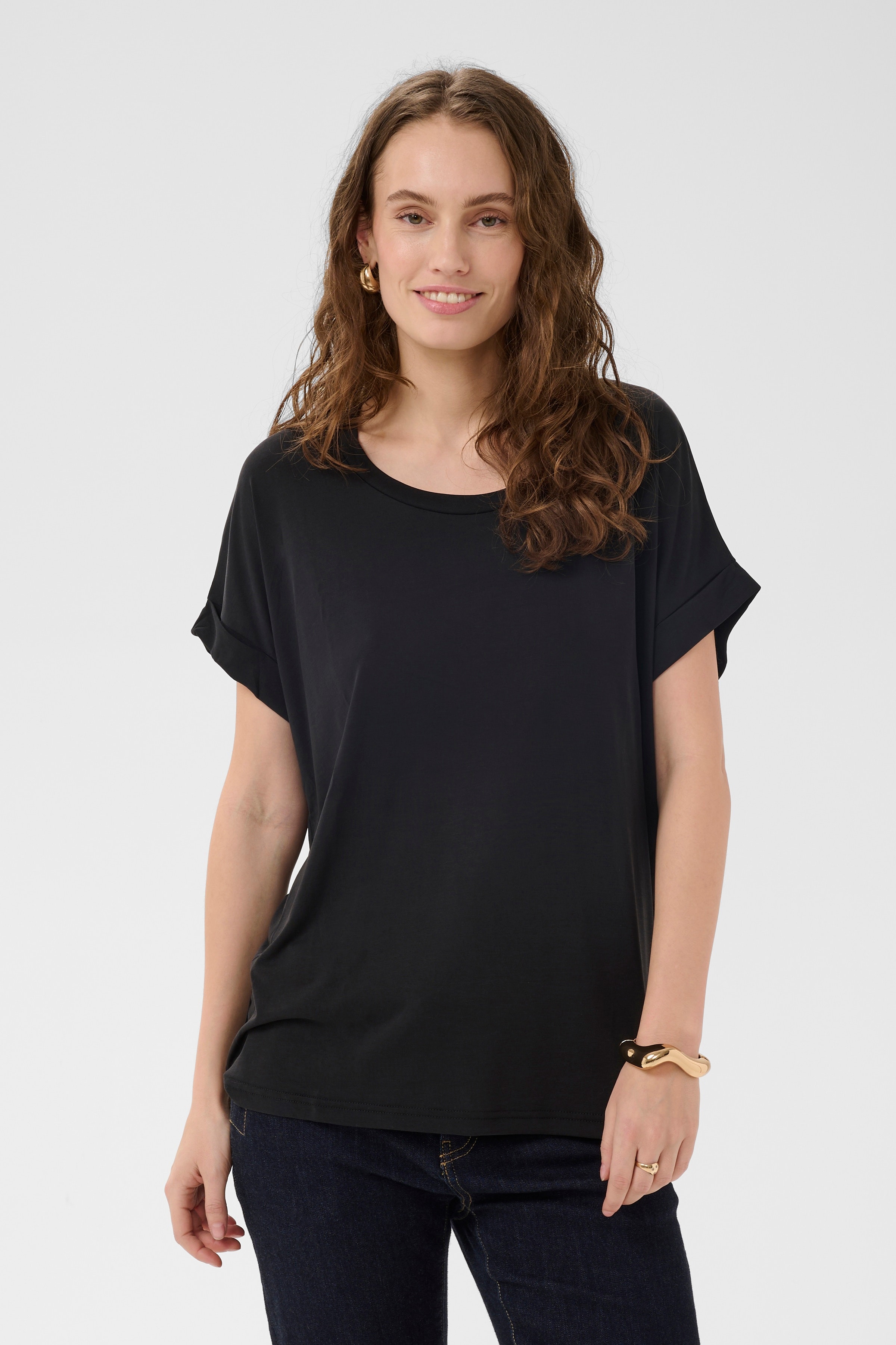 Kajsa T-shirt LOOKBOOK FRONT 50103468-5100199
