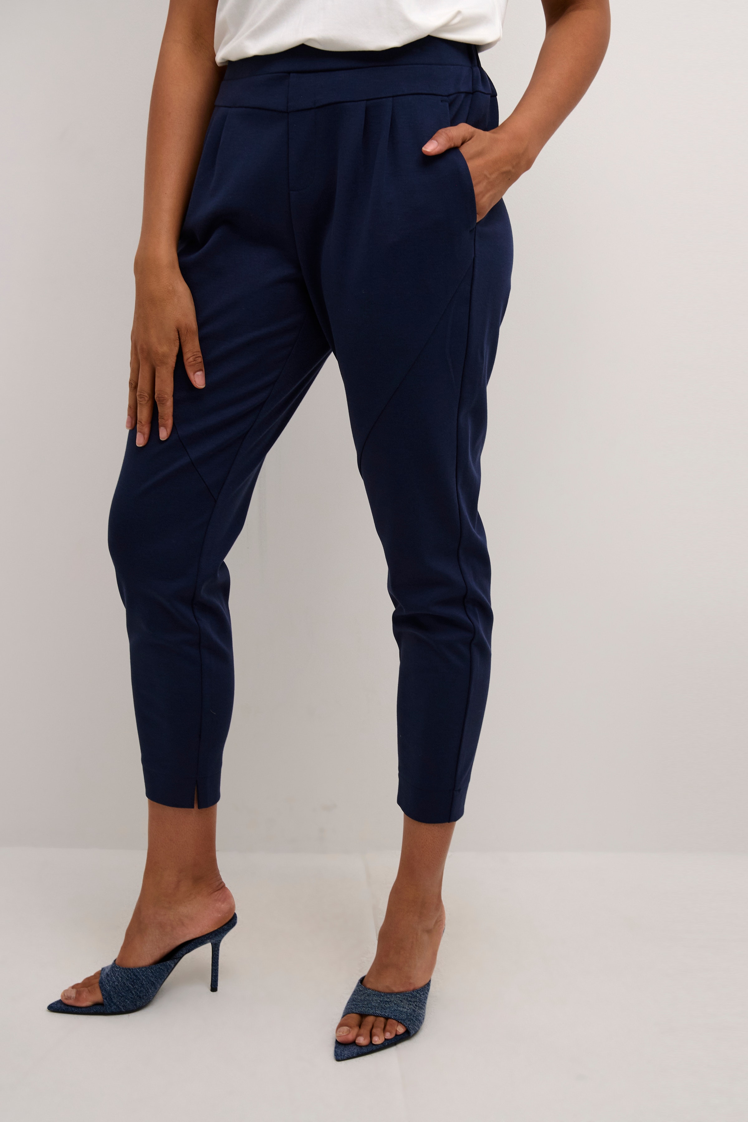 Pantalon LOOKBOOK FRONT 10604411-193923
