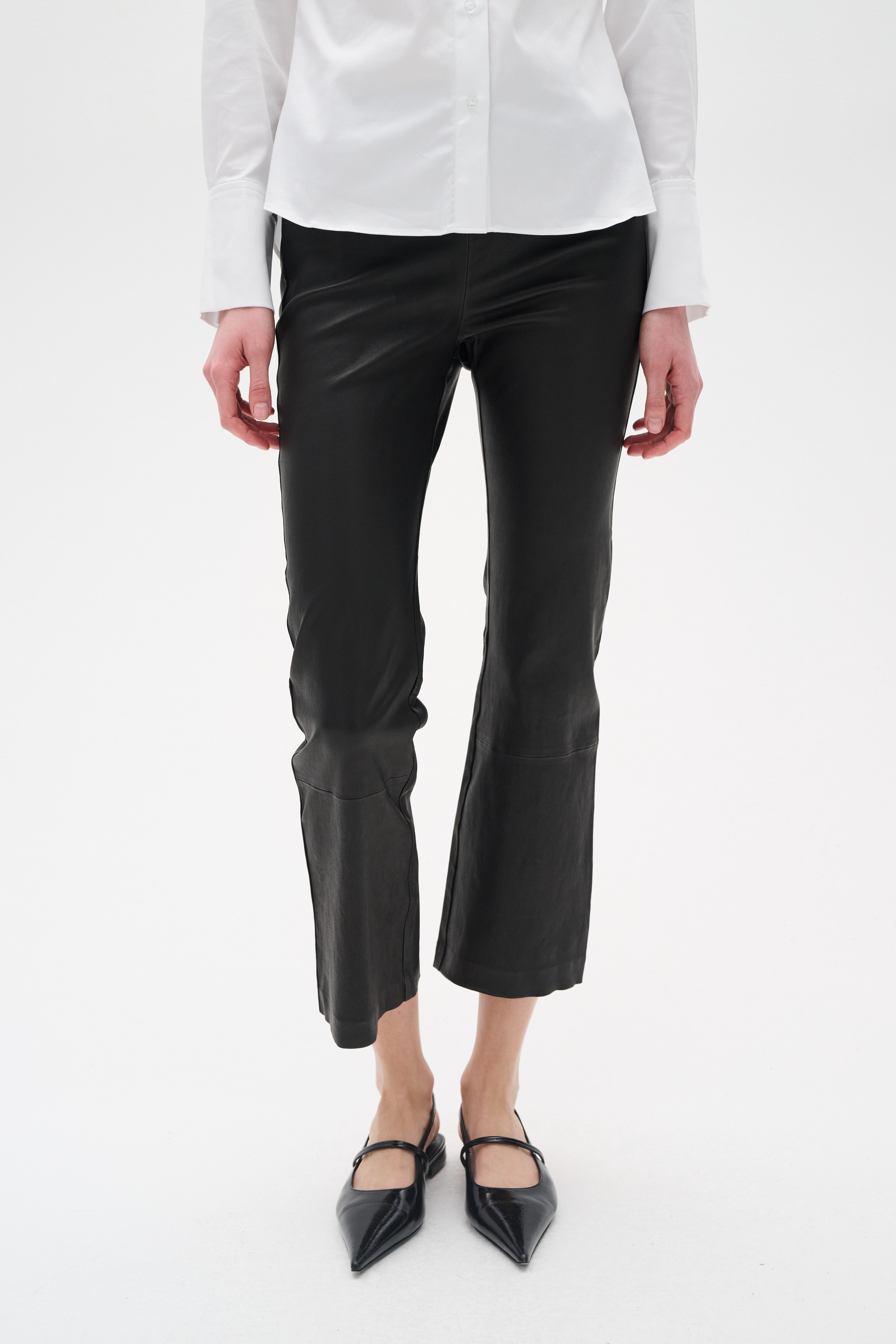 Leather pants LOOKBOOK FRONT 30103427-10050