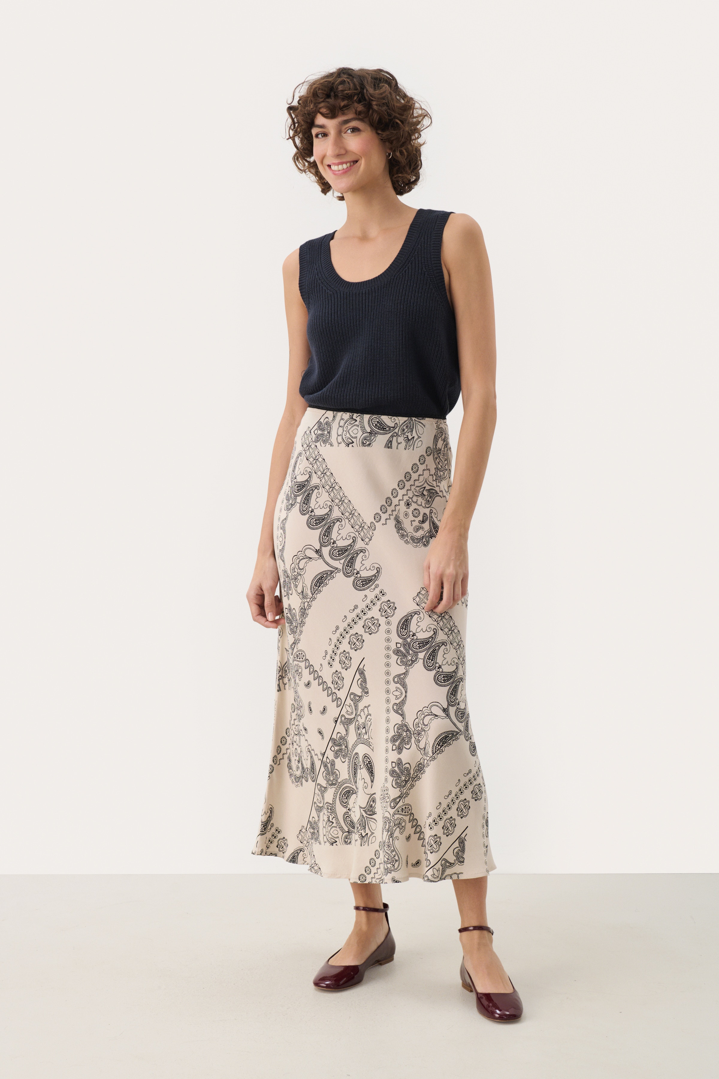 LaurinaPW Skirt LOOKBOOK FRONT 30309556-303571