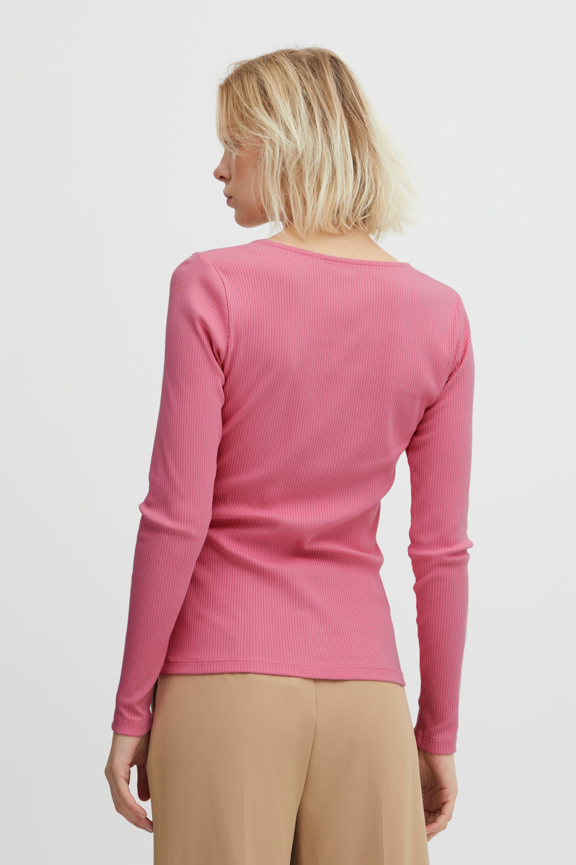 IHSUPER T-shirt LOOKBOOK BACK 20114881-172120