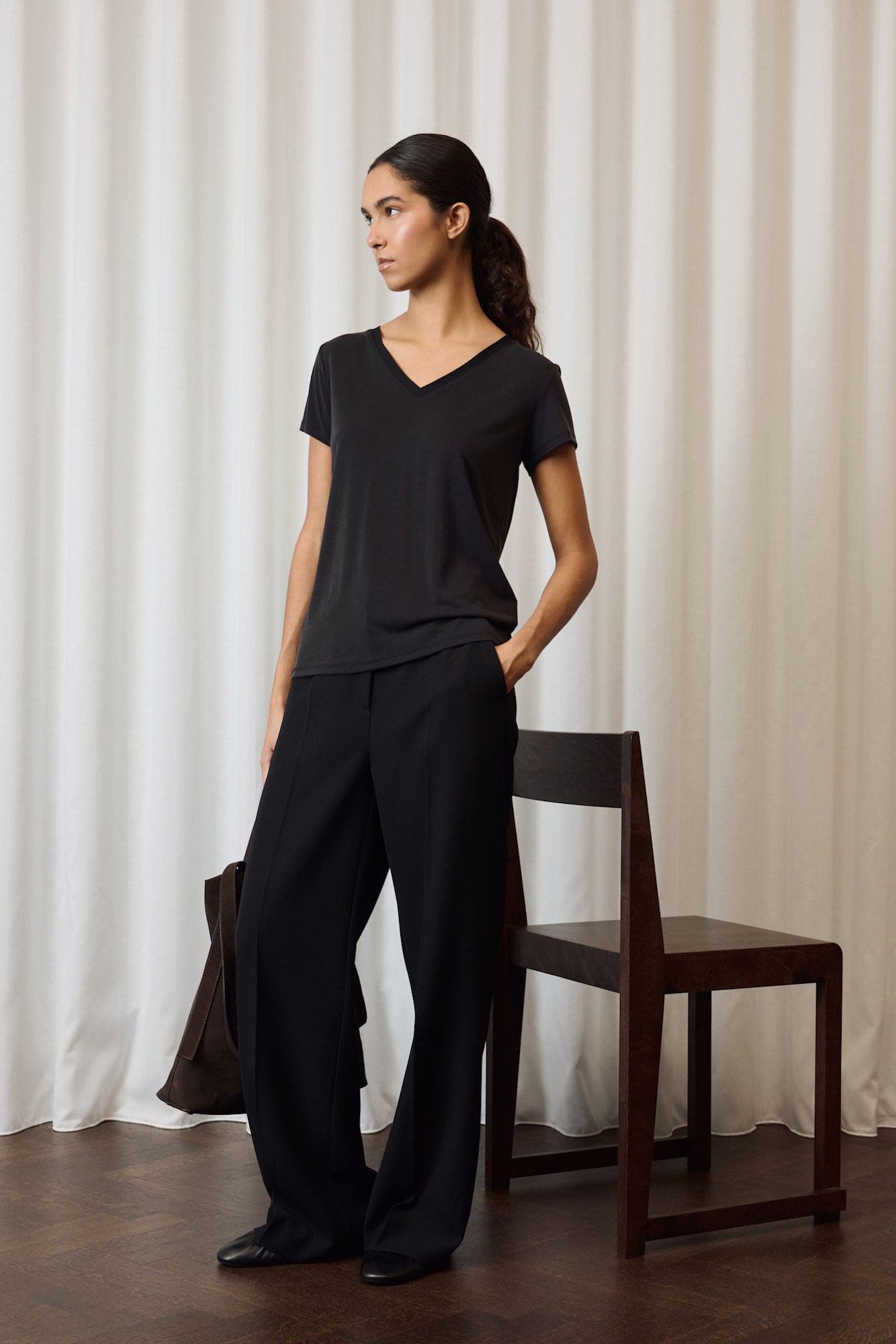 SLColumbine V-neck T-shirt LOCATION NONE 30404284-40050