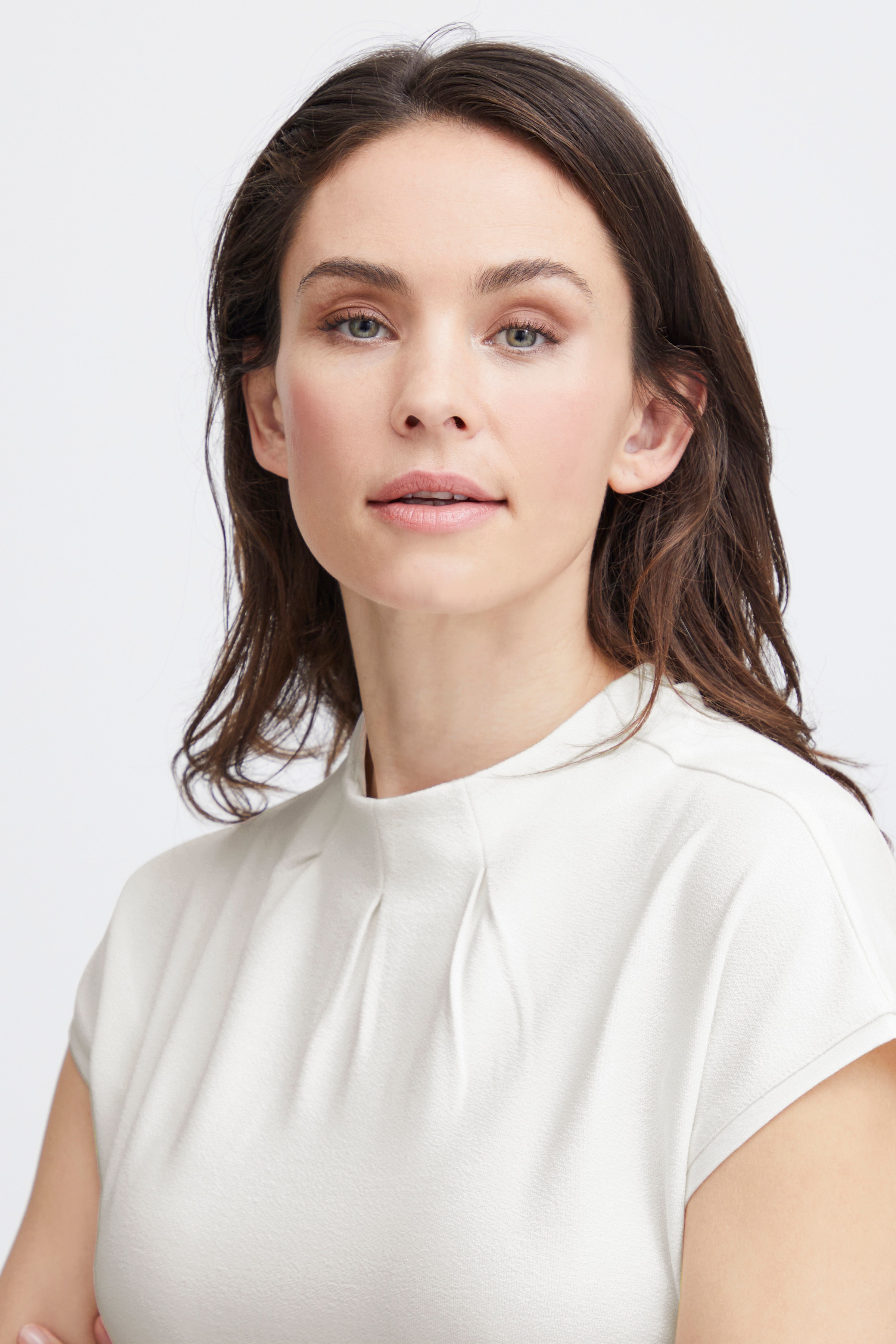 ZASKATERFR KORTERMET BLUSE LOOKBOOK DETAIL 20606485-60010