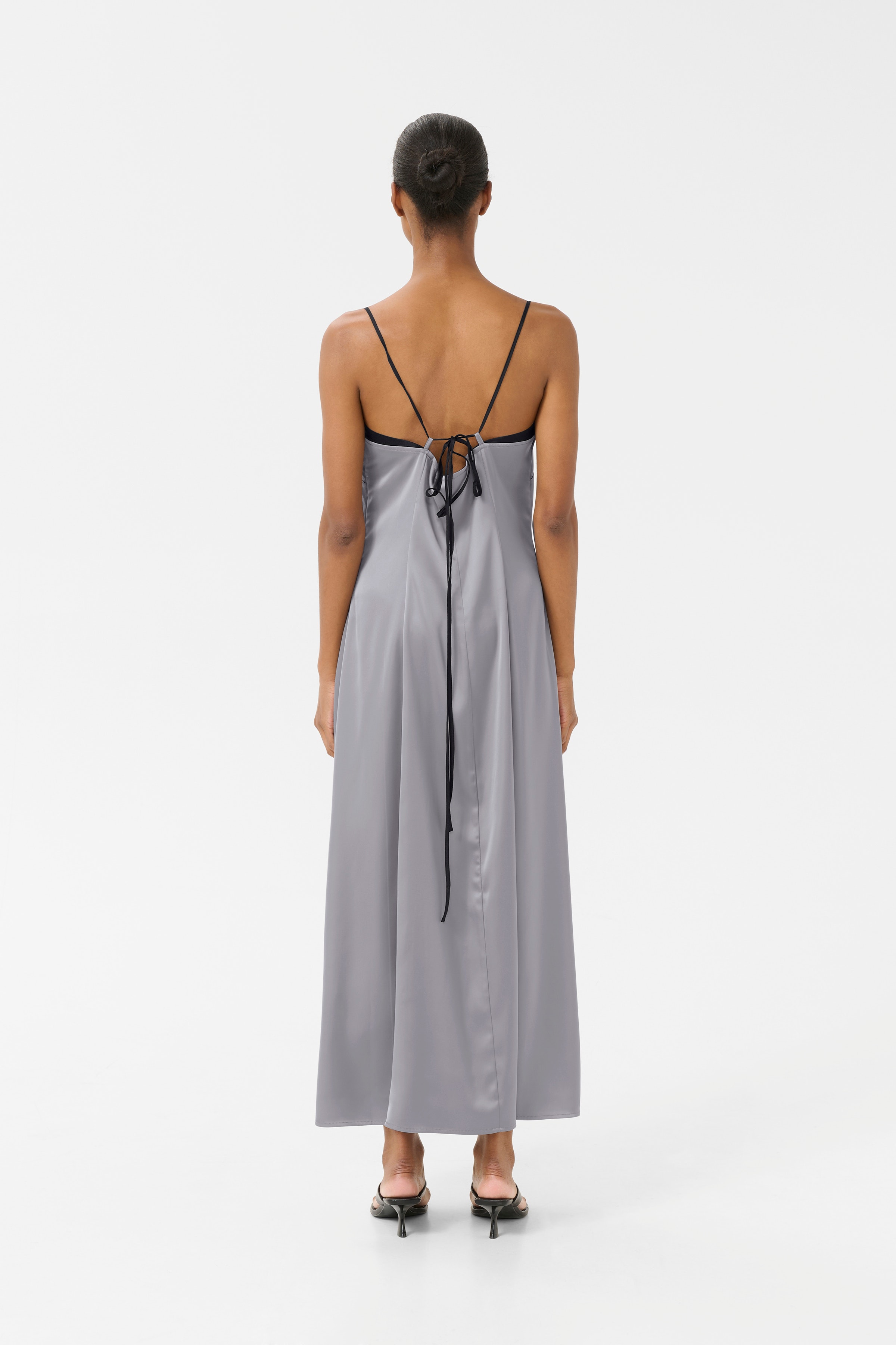 GZemery Kjole LOOKBOOK FRONT 10910435-170207
