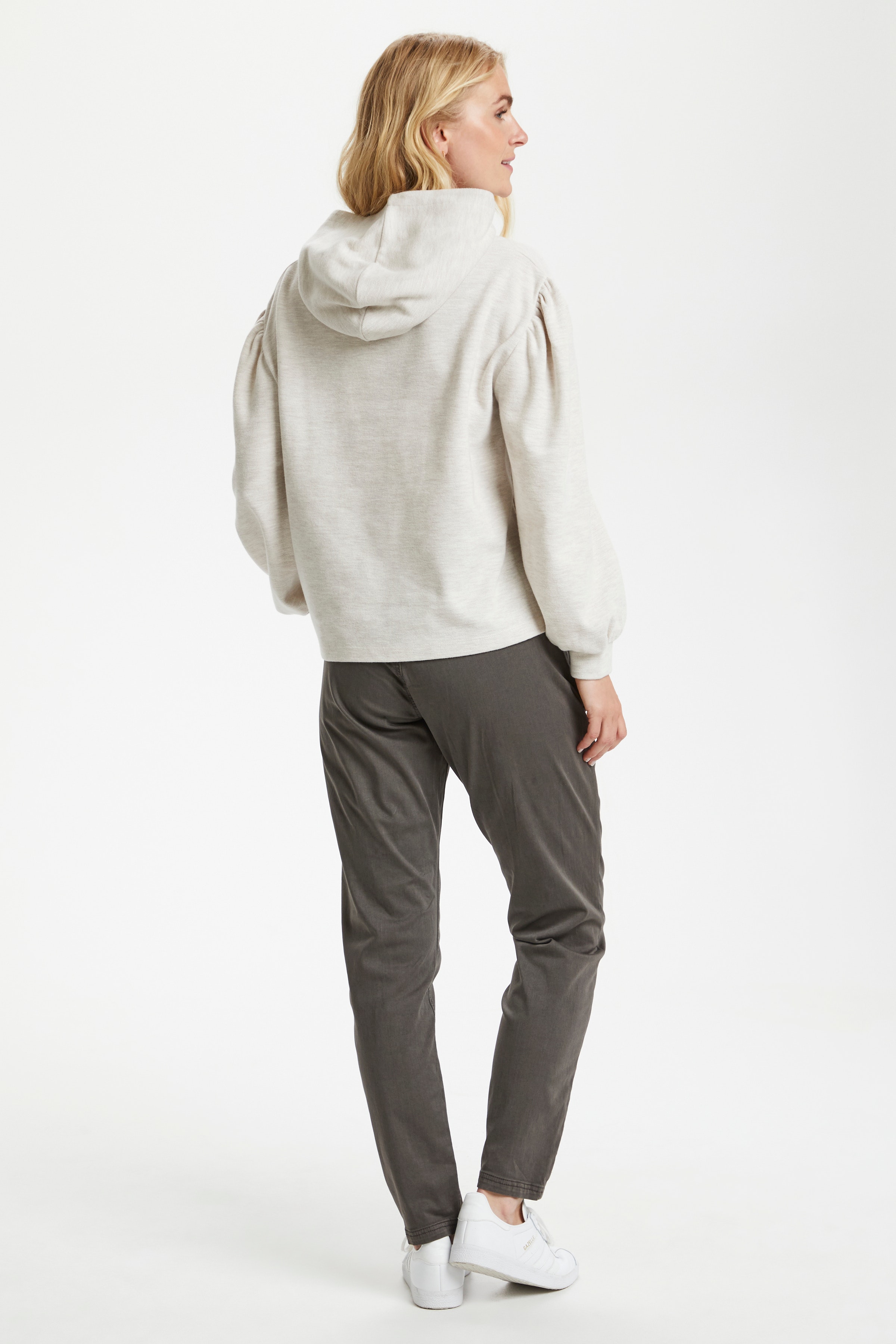 CRAnni Sweatshirt LOOKBOOK BACK 10608716-100232